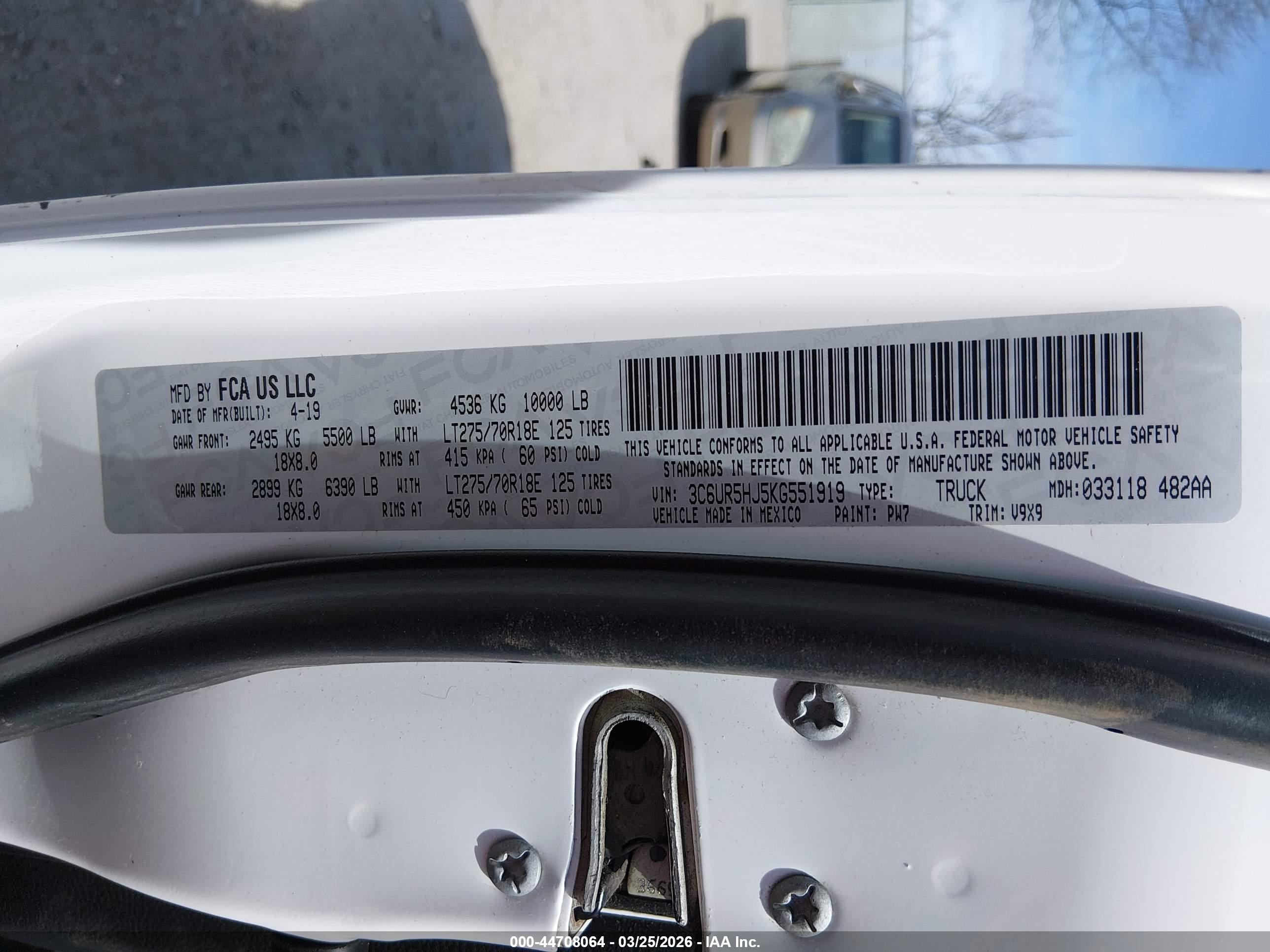 RAM 2500 image 9