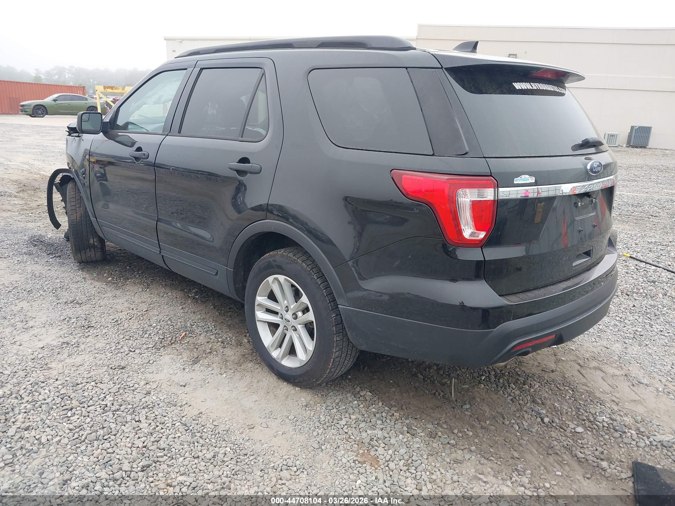 FORD EXPLORER image 3