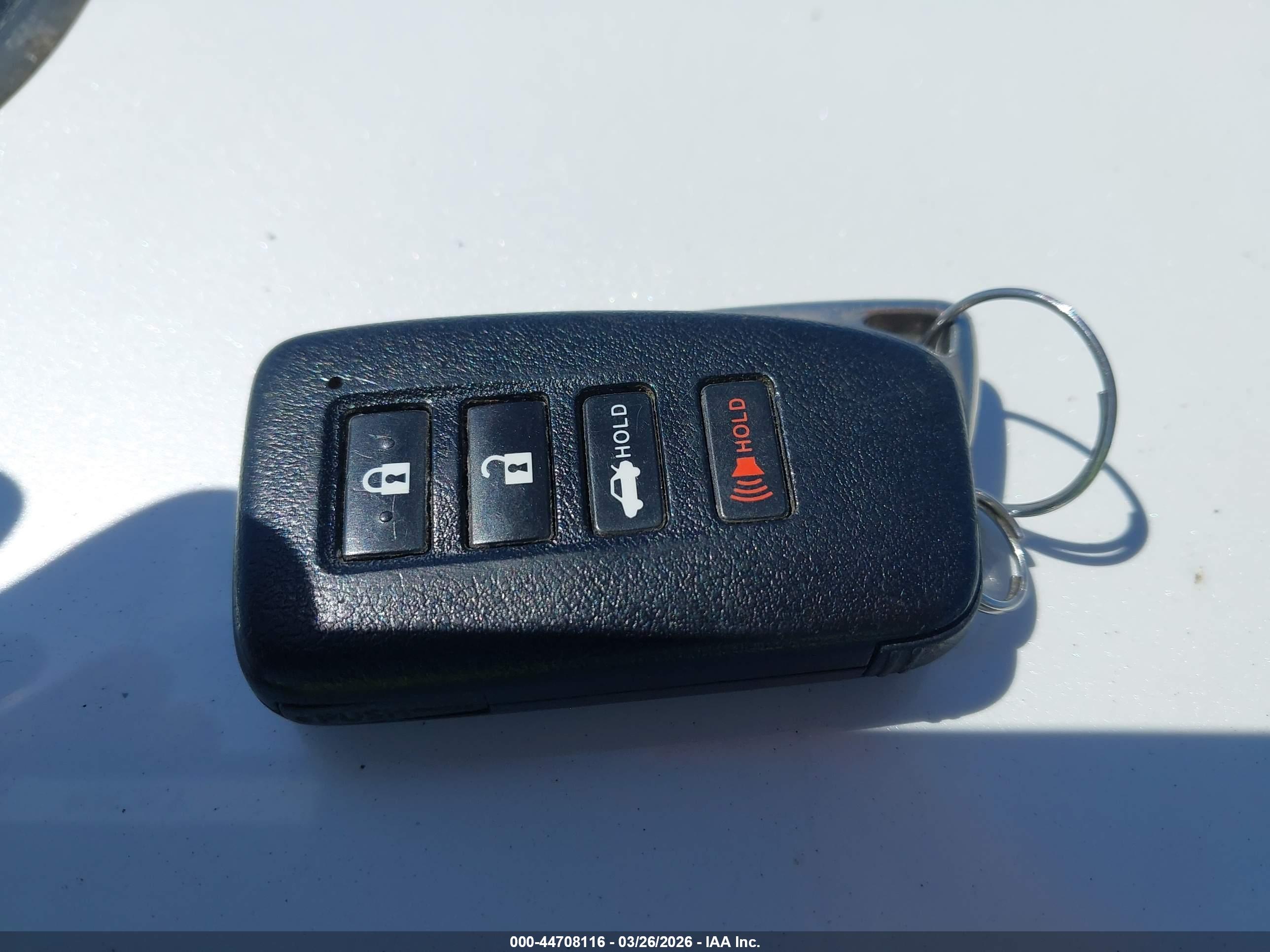 LEXUS IS image 11