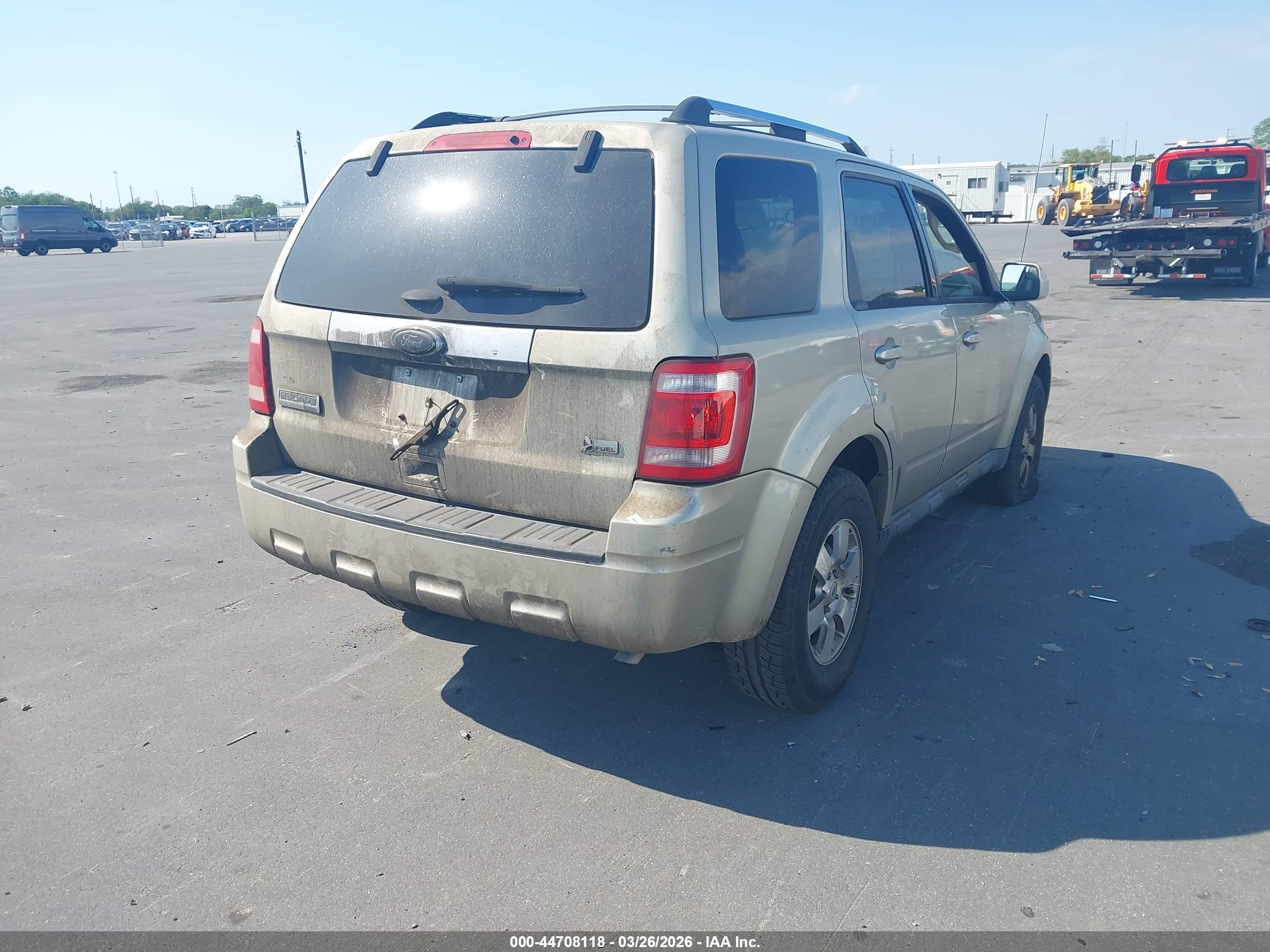 FORD ESCAPE image 4