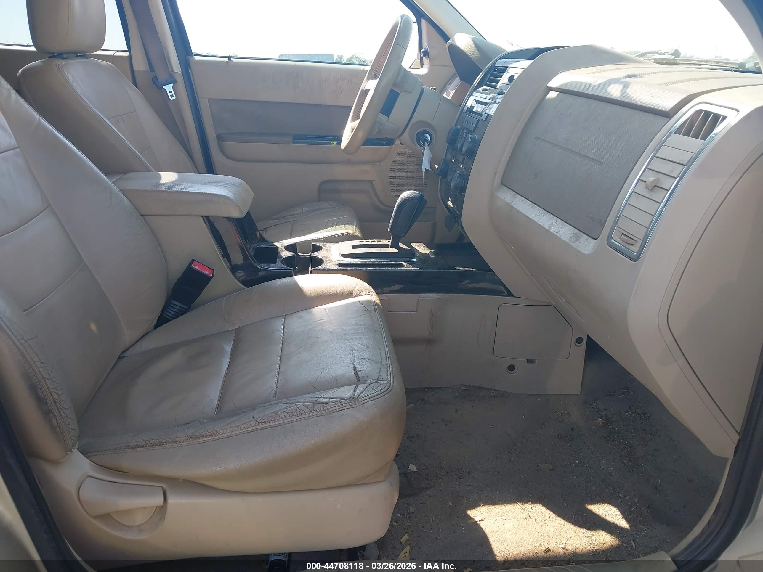 FORD ESCAPE image 5
