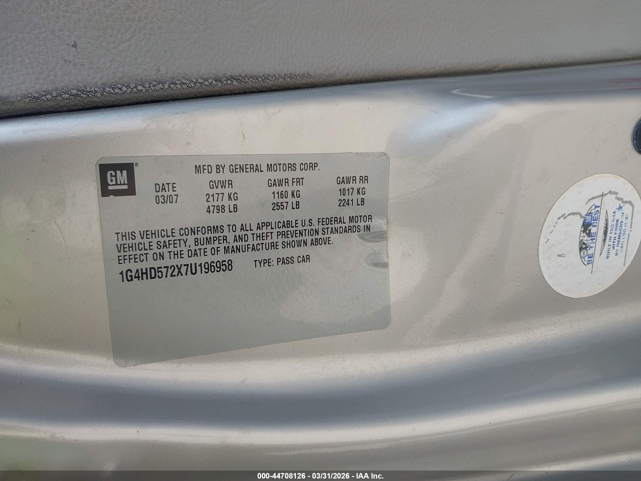 BUICK LUCERNE image 9