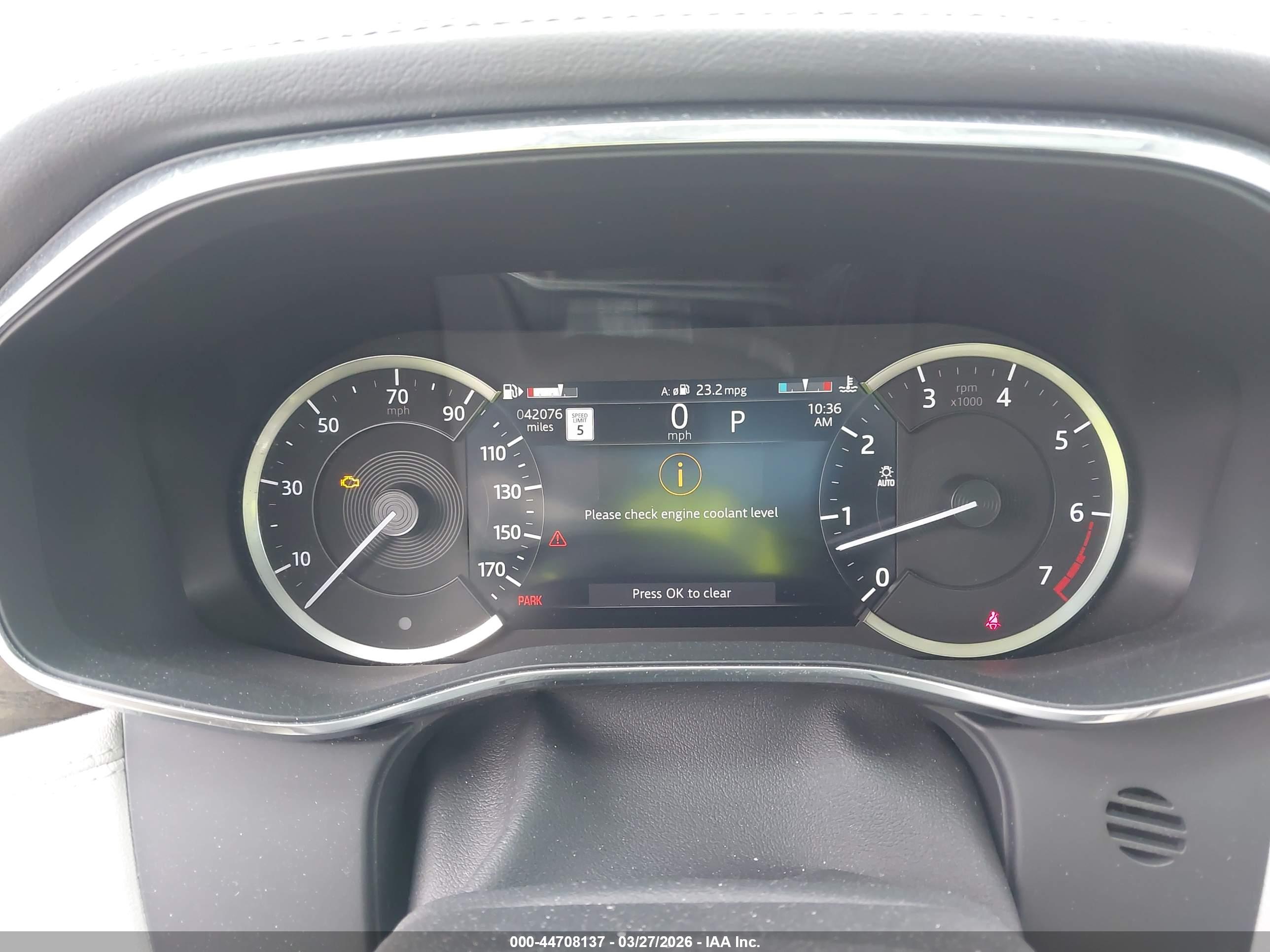 JAGUAR F-PACE image 7
