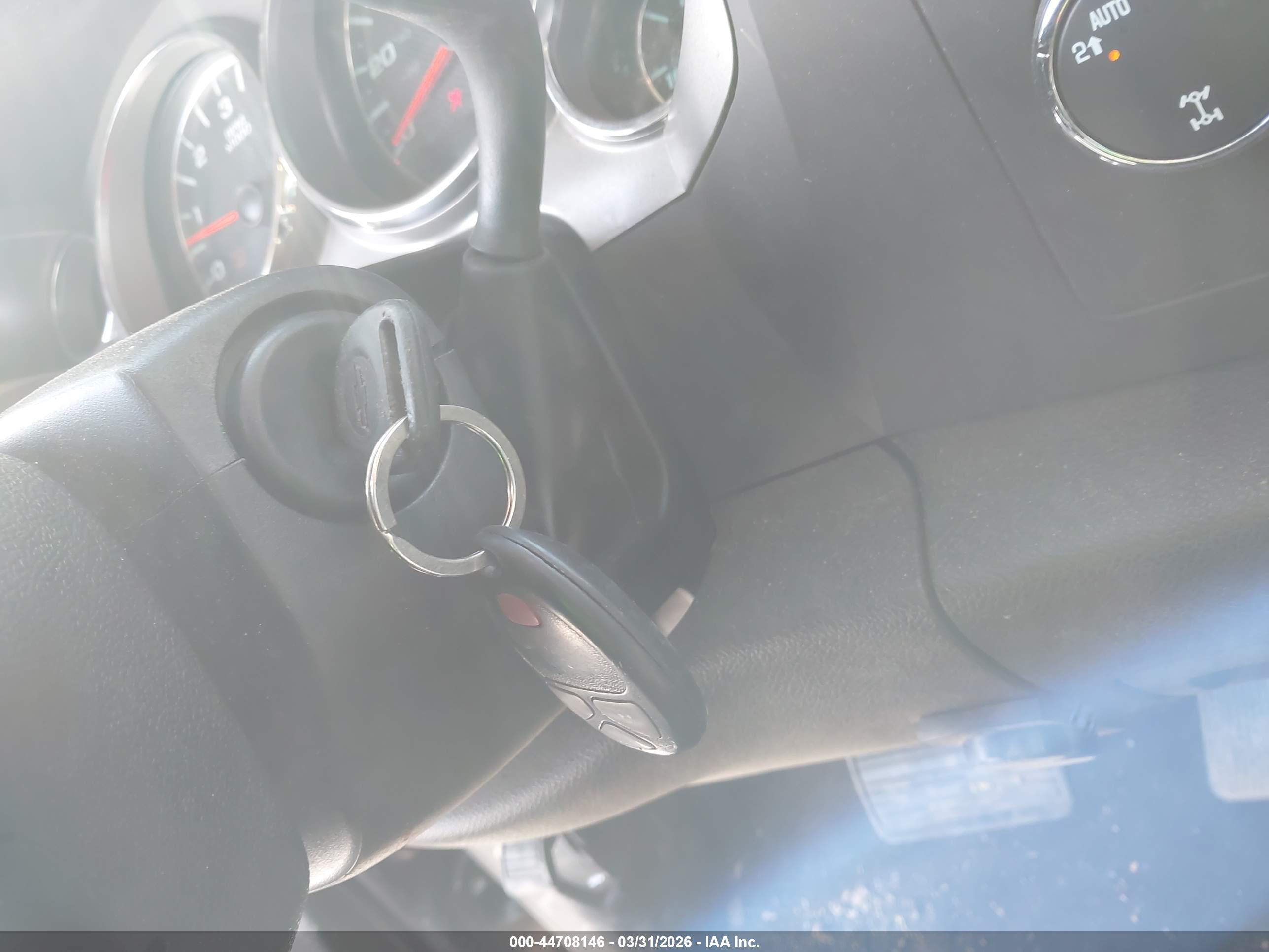 CHEVROLET SILVERADO image 11