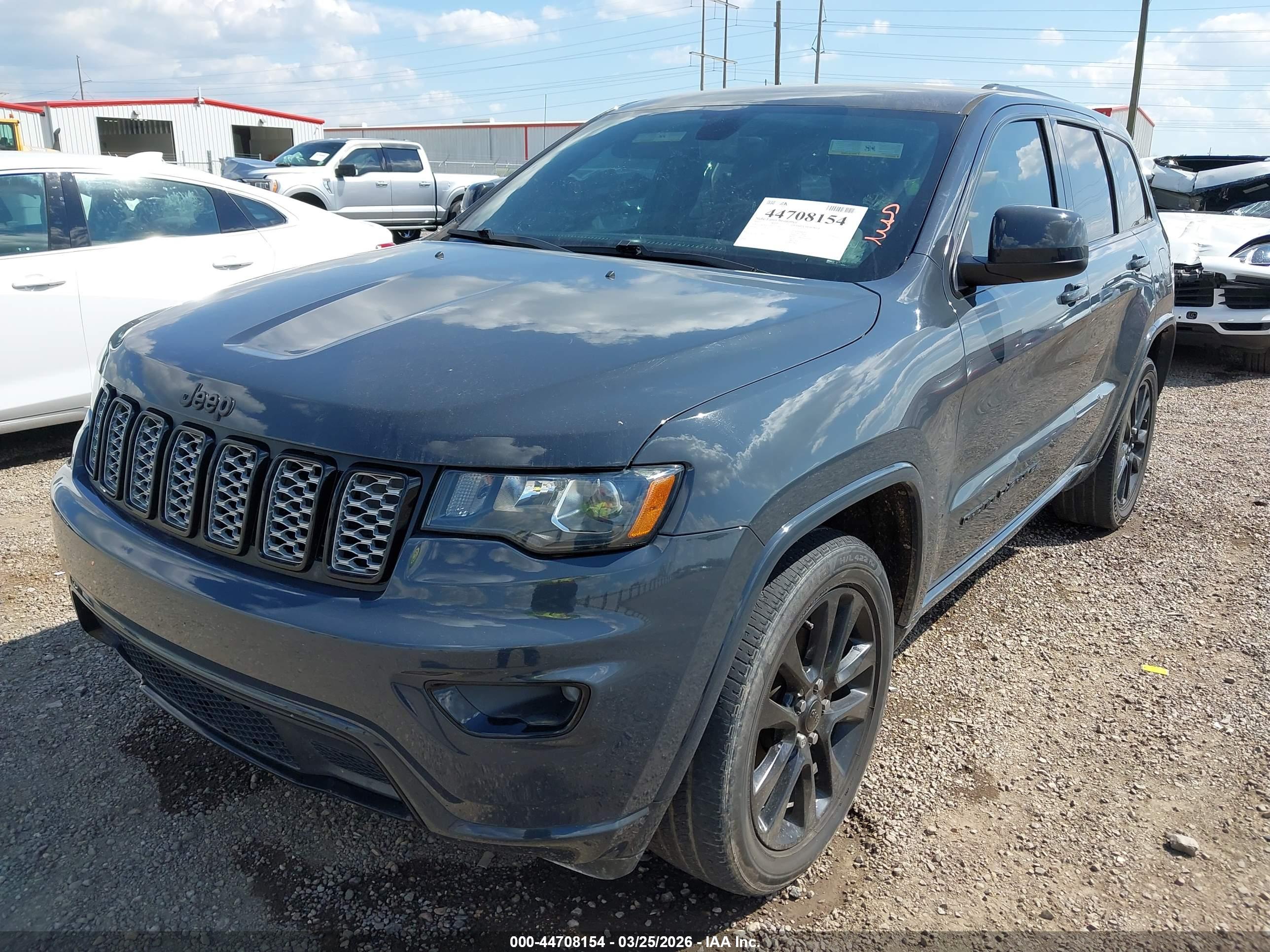 JEEP GRAND image 2