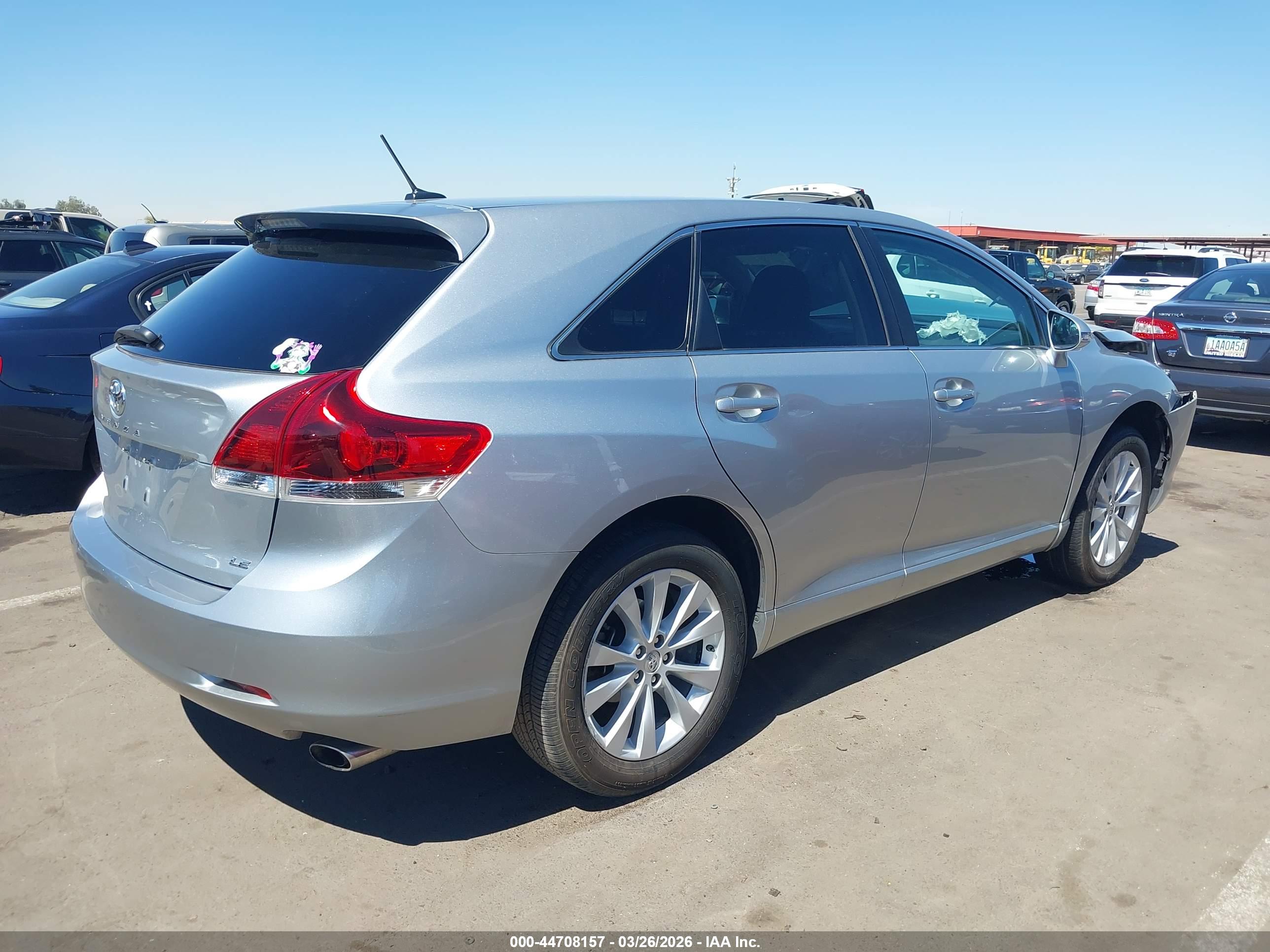TOYOTA VENZA image 4