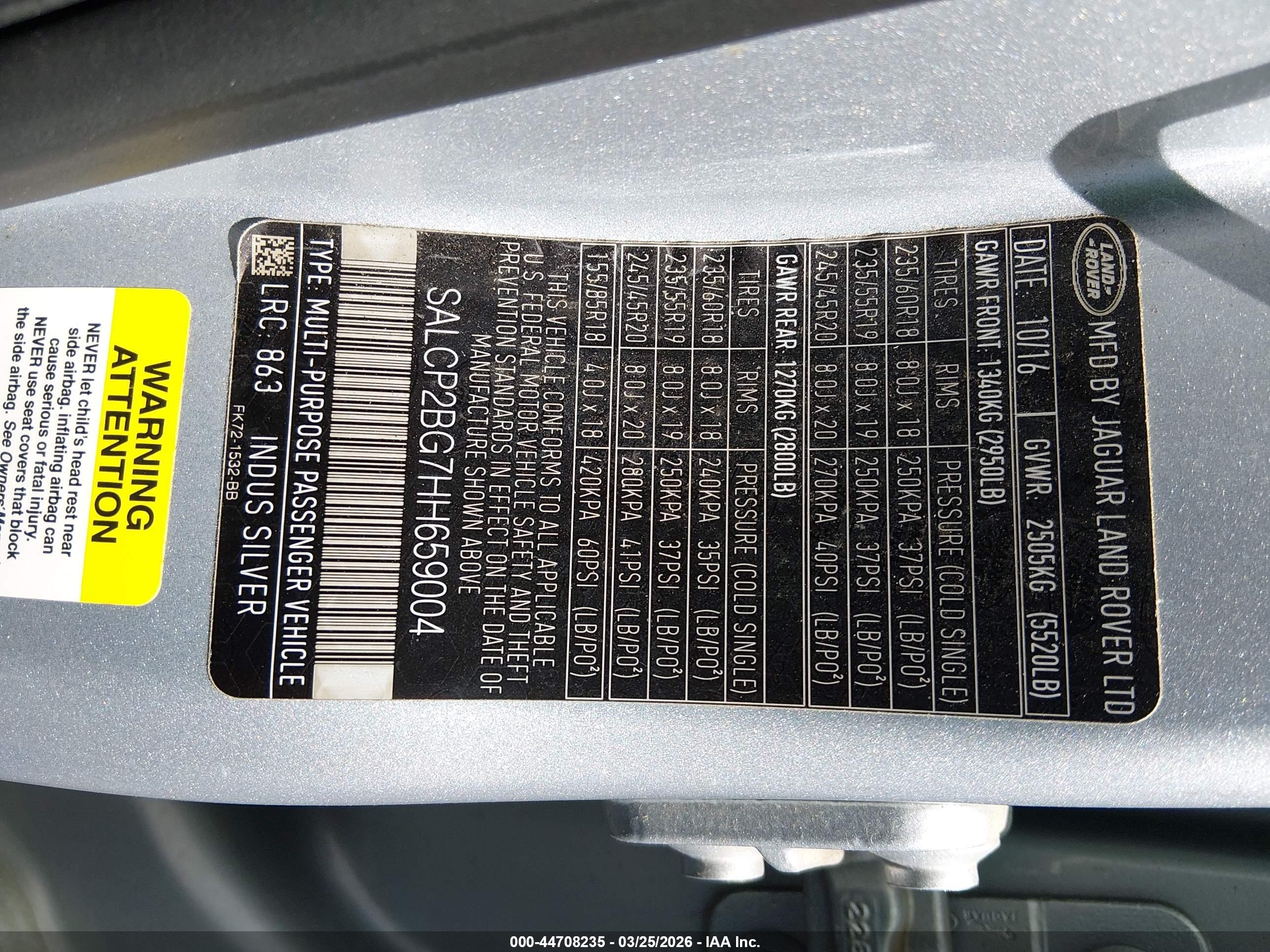 LAND ROVER image 9