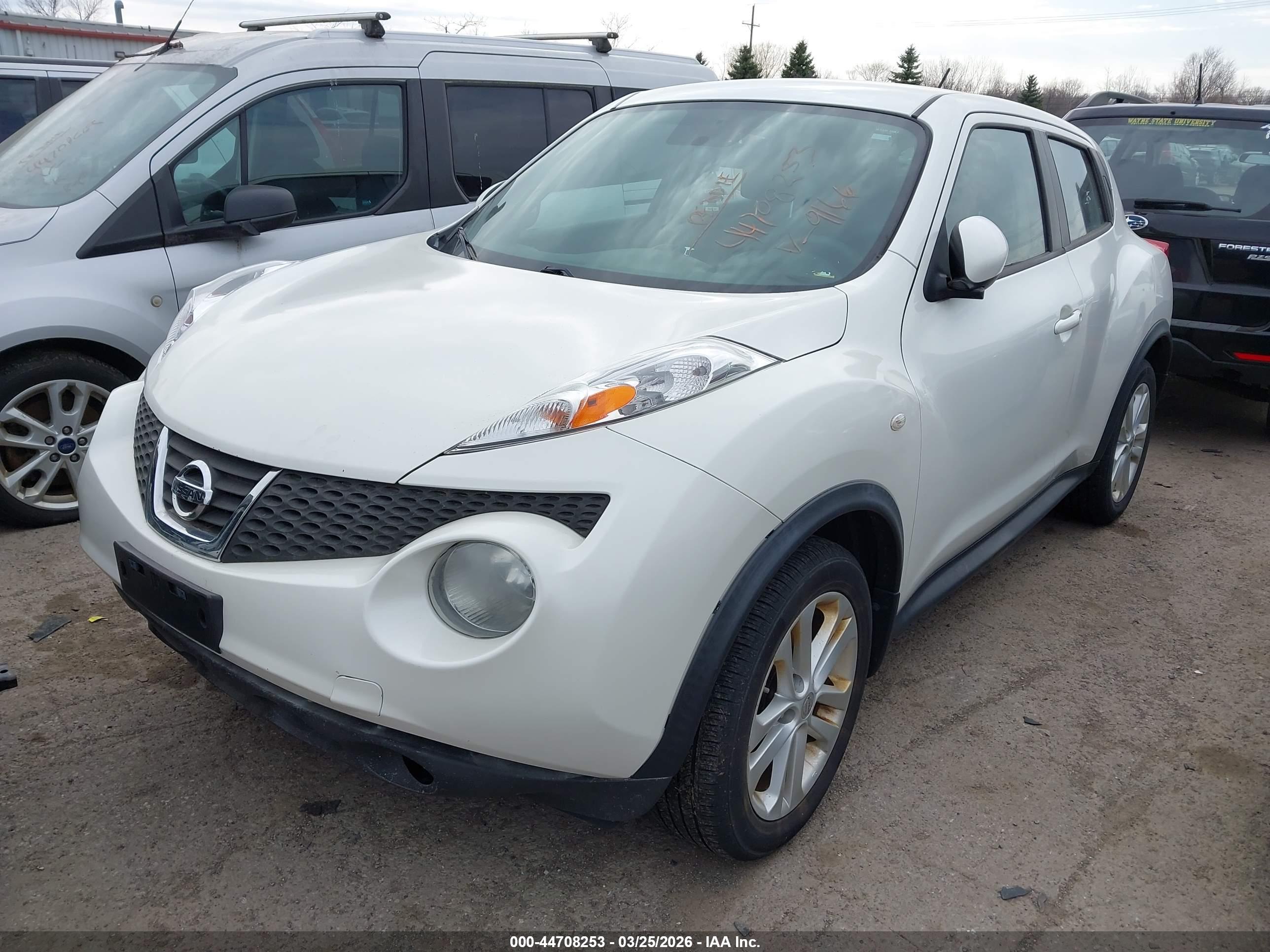 NISSAN JUKE image 2