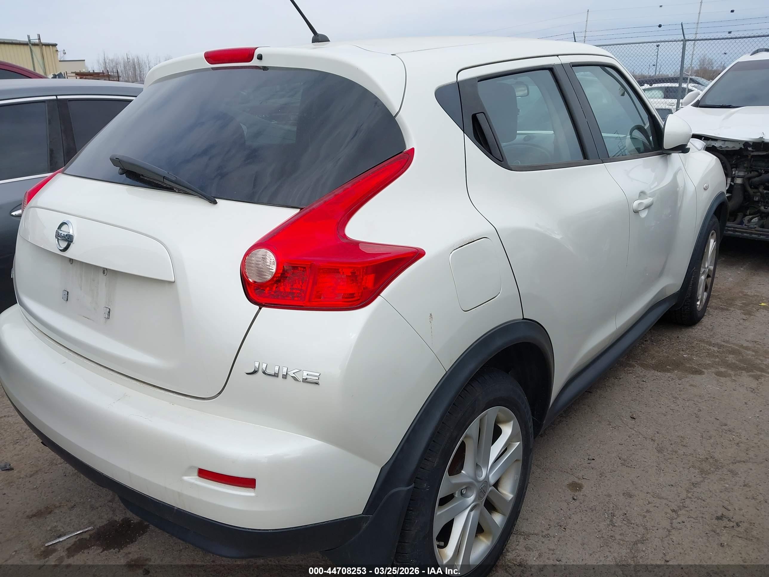 NISSAN JUKE image 4