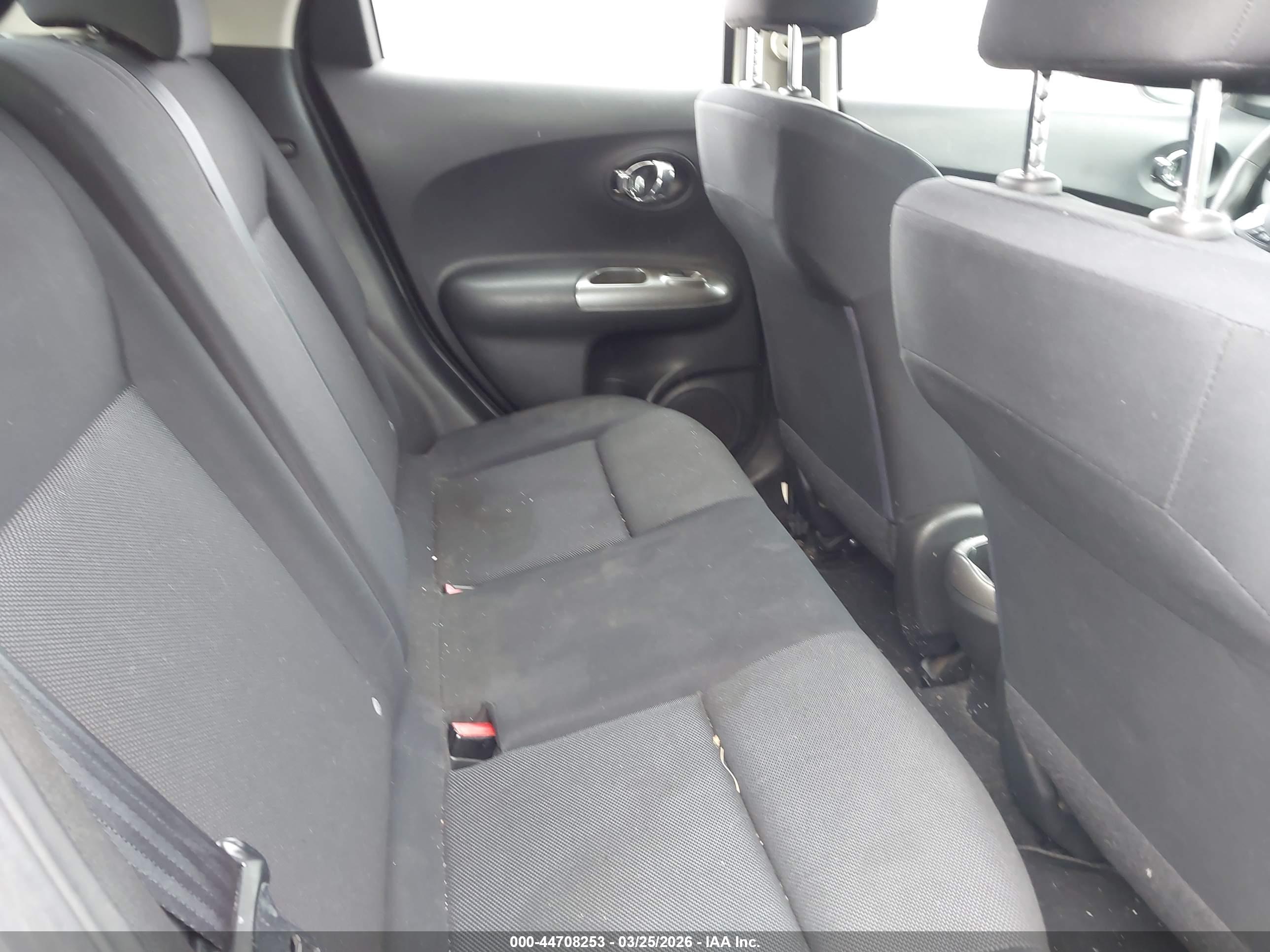 NISSAN JUKE image 8