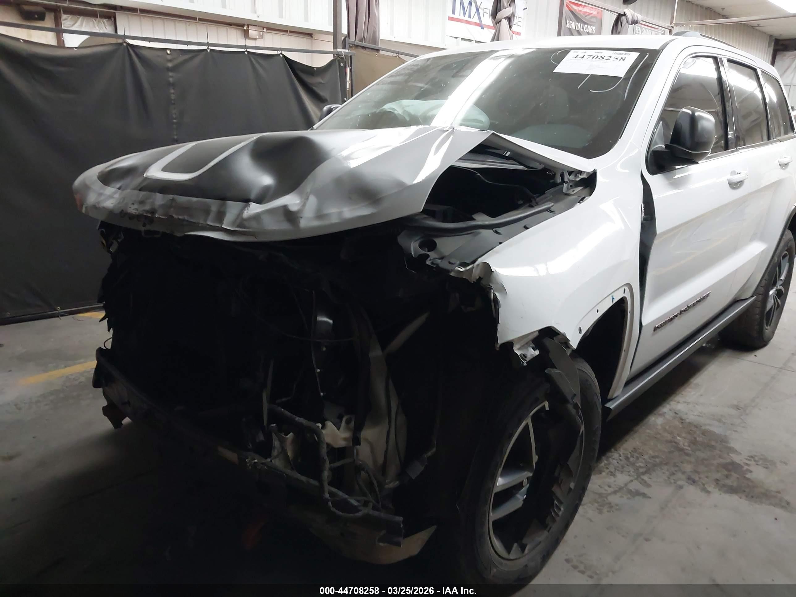 JEEP GRAND image 6