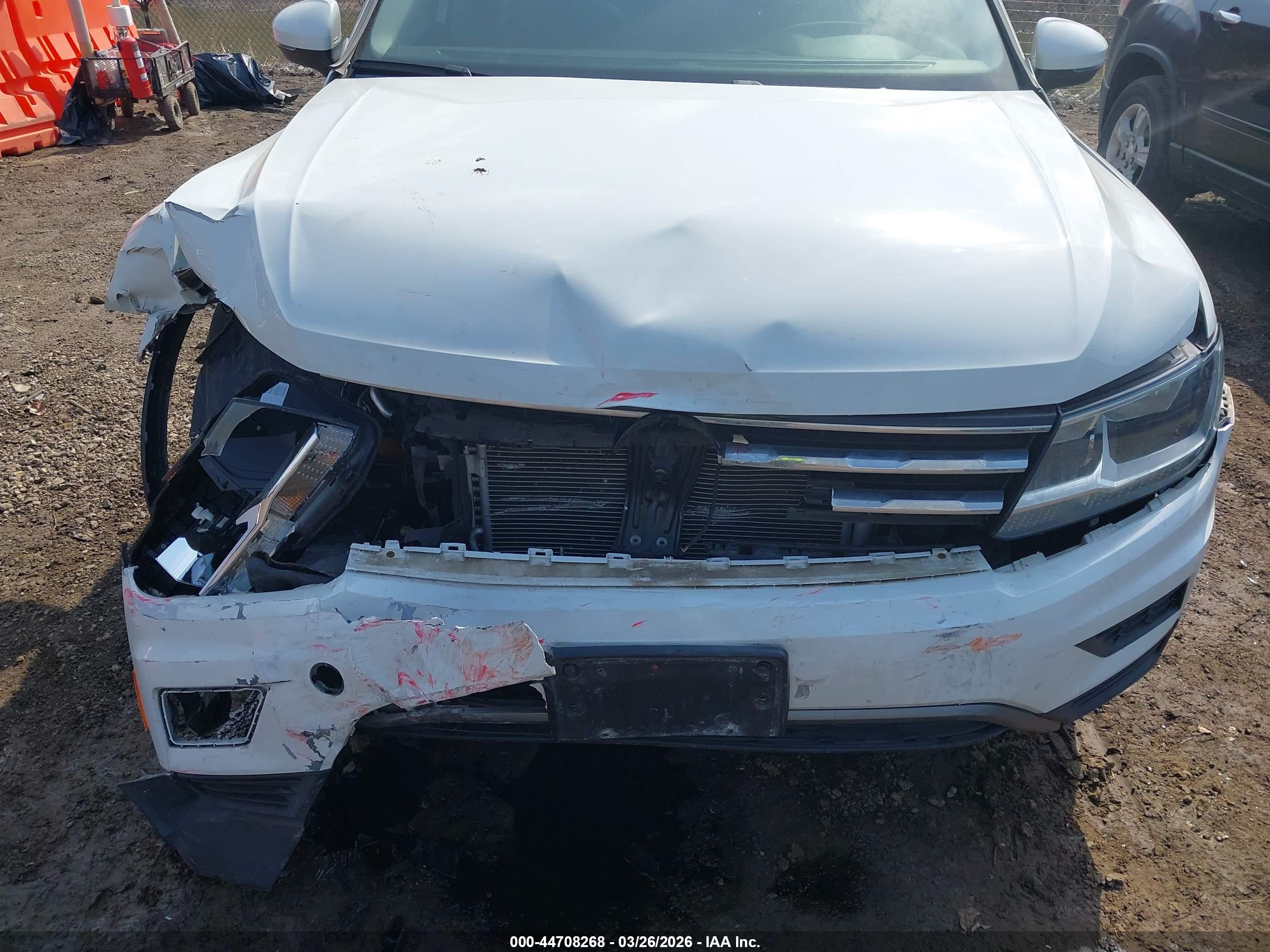 VOLKSWAGEN TIGUAN image 6