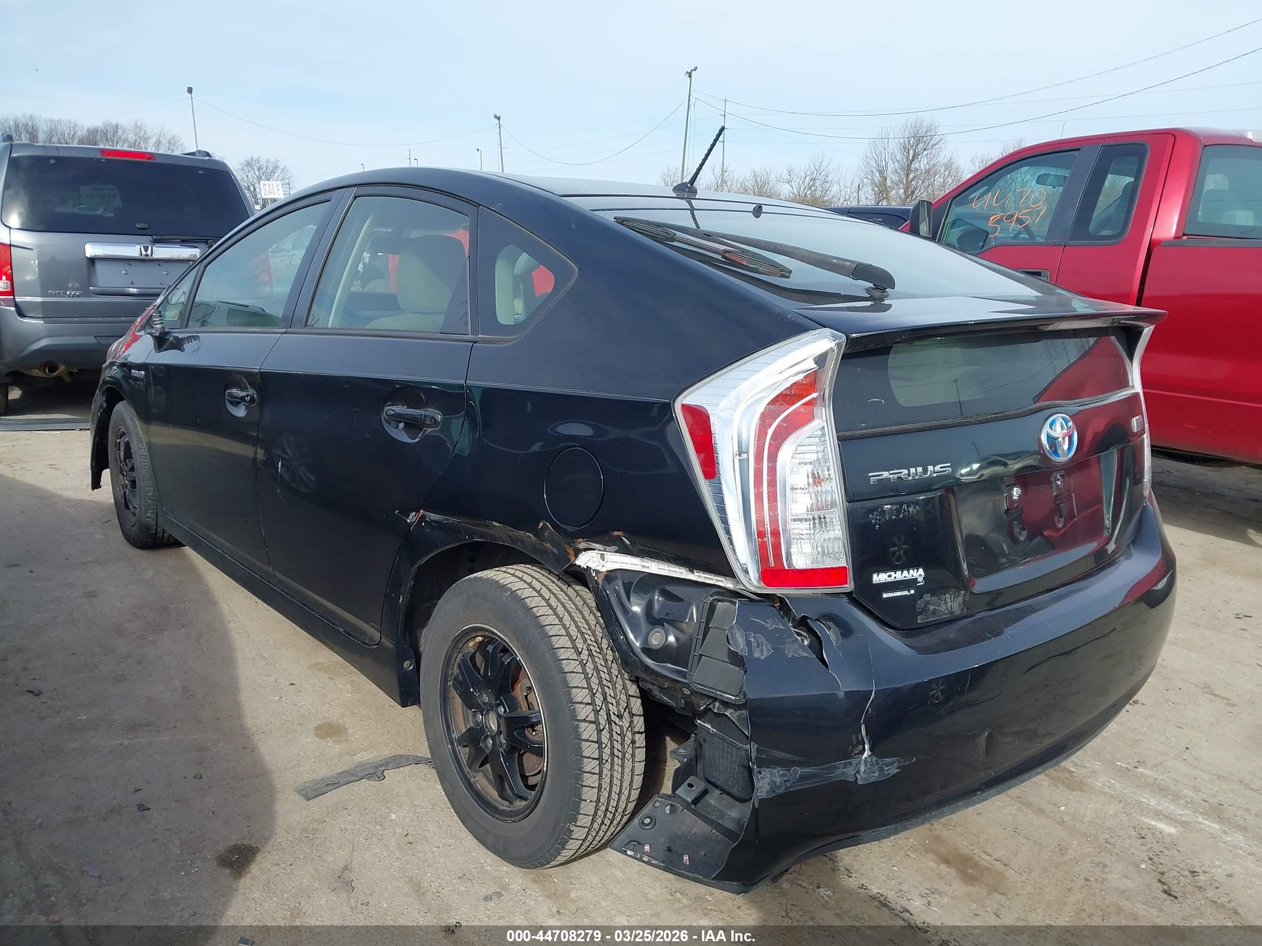 TOYOTA PRIUS image 3