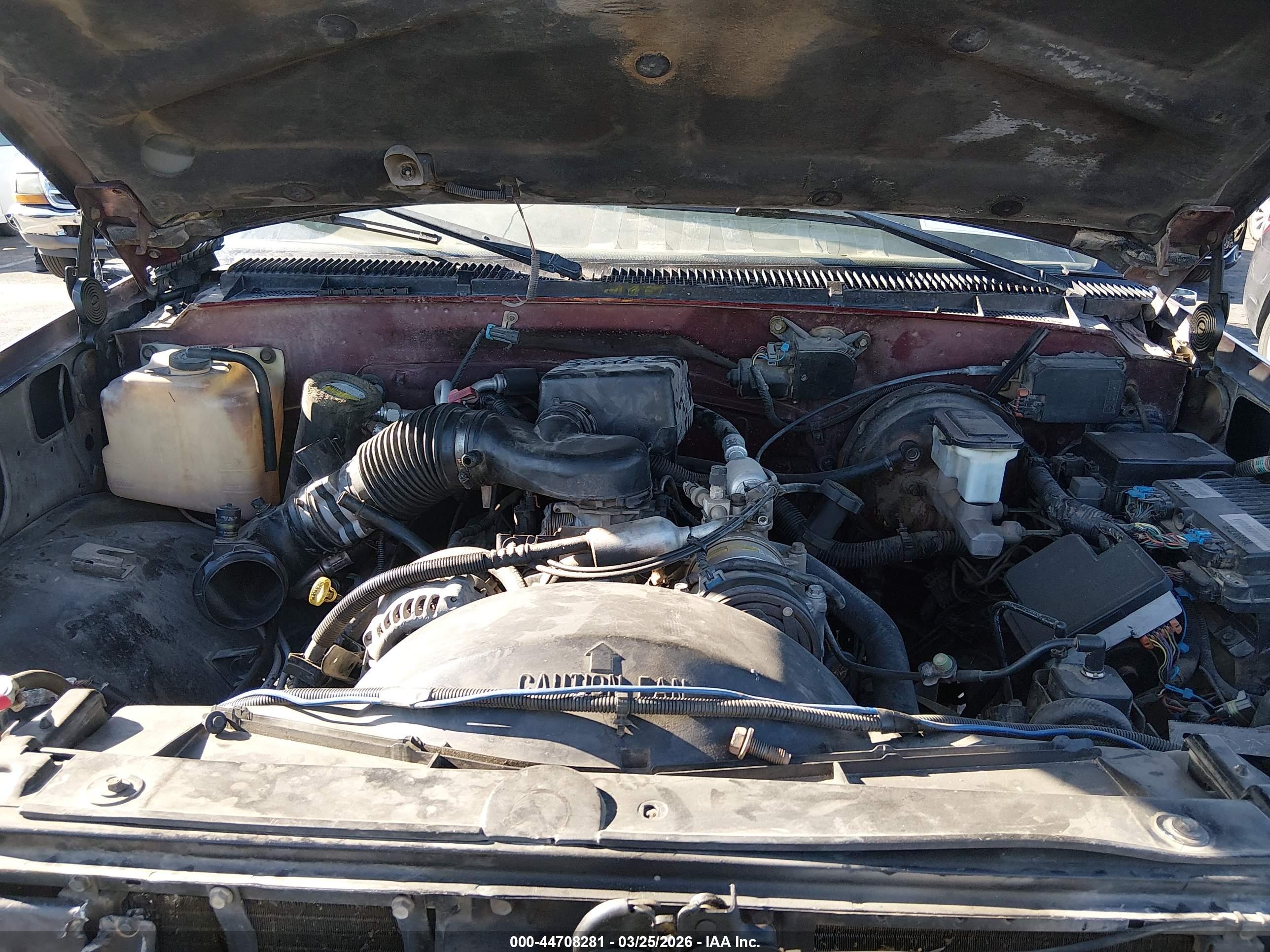 CHEVROLET SUBURBAN image 10