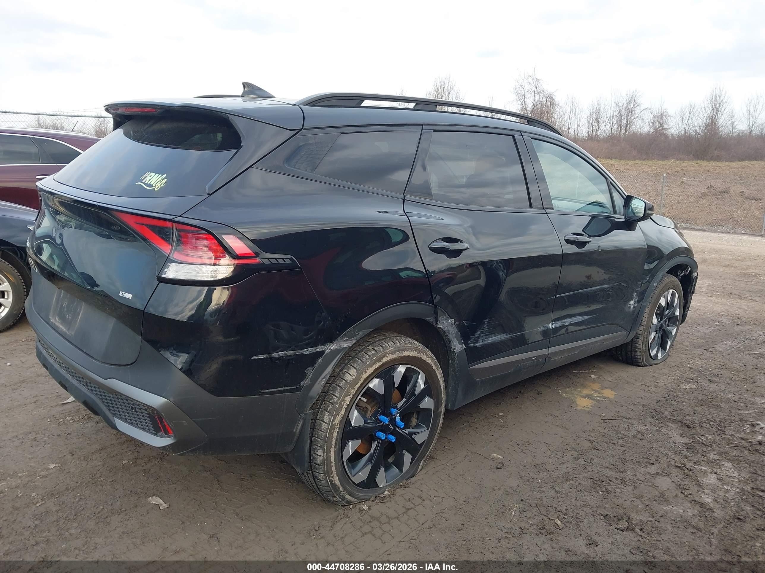 KIA SPORTAGE image 4
