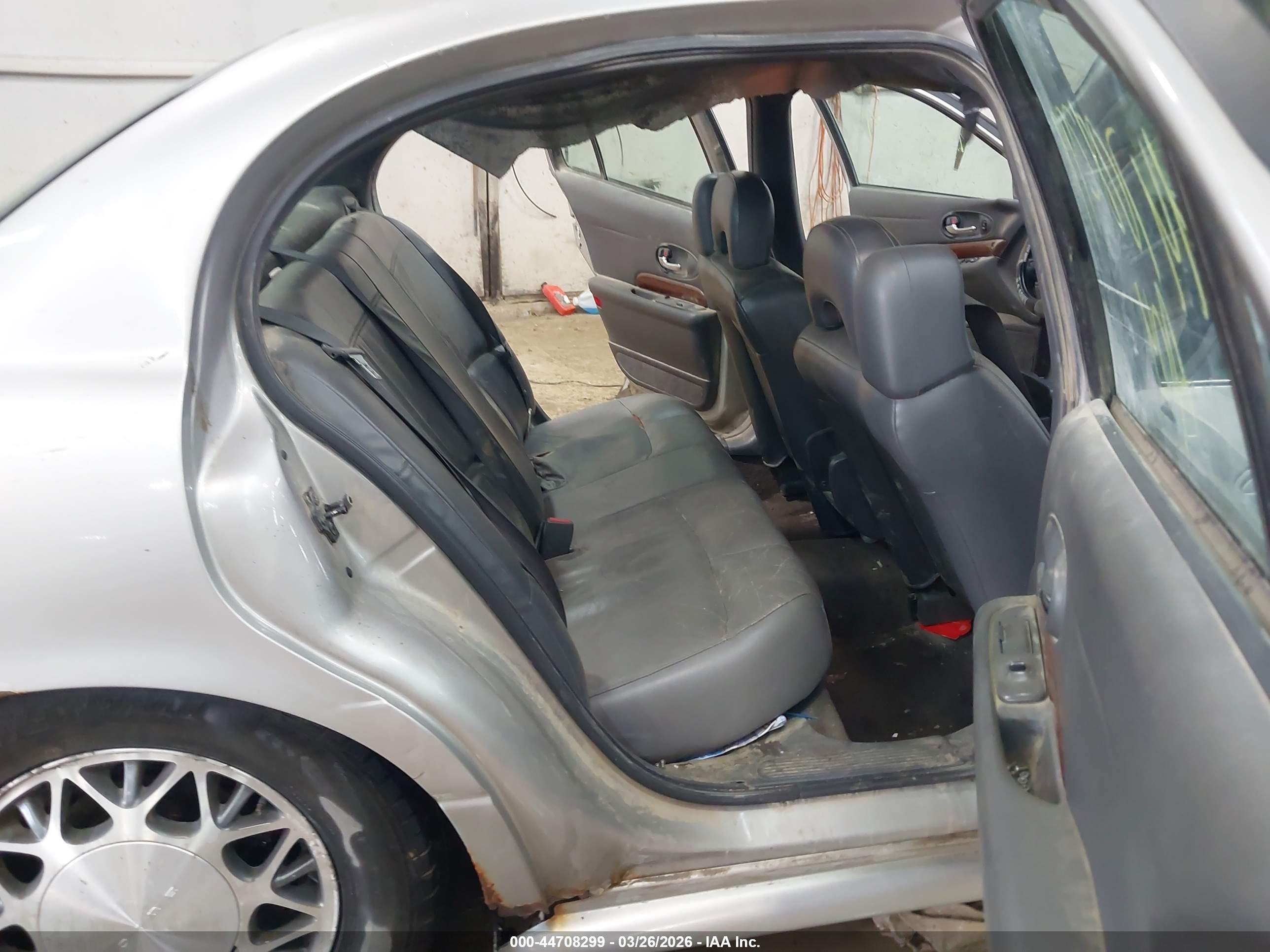 BUICK LESABRE image 8