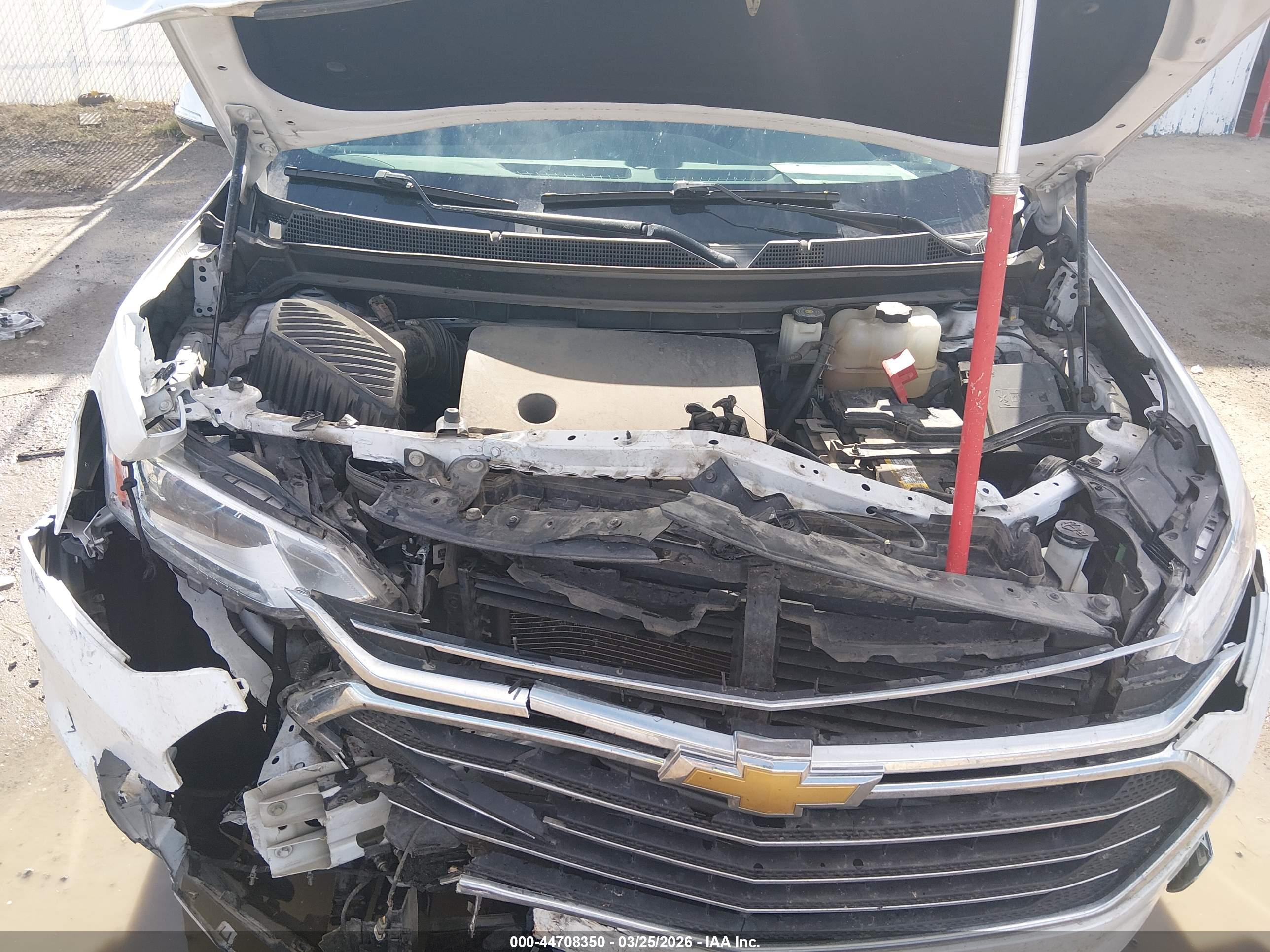 CHEVROLET TRAVERSE image 10