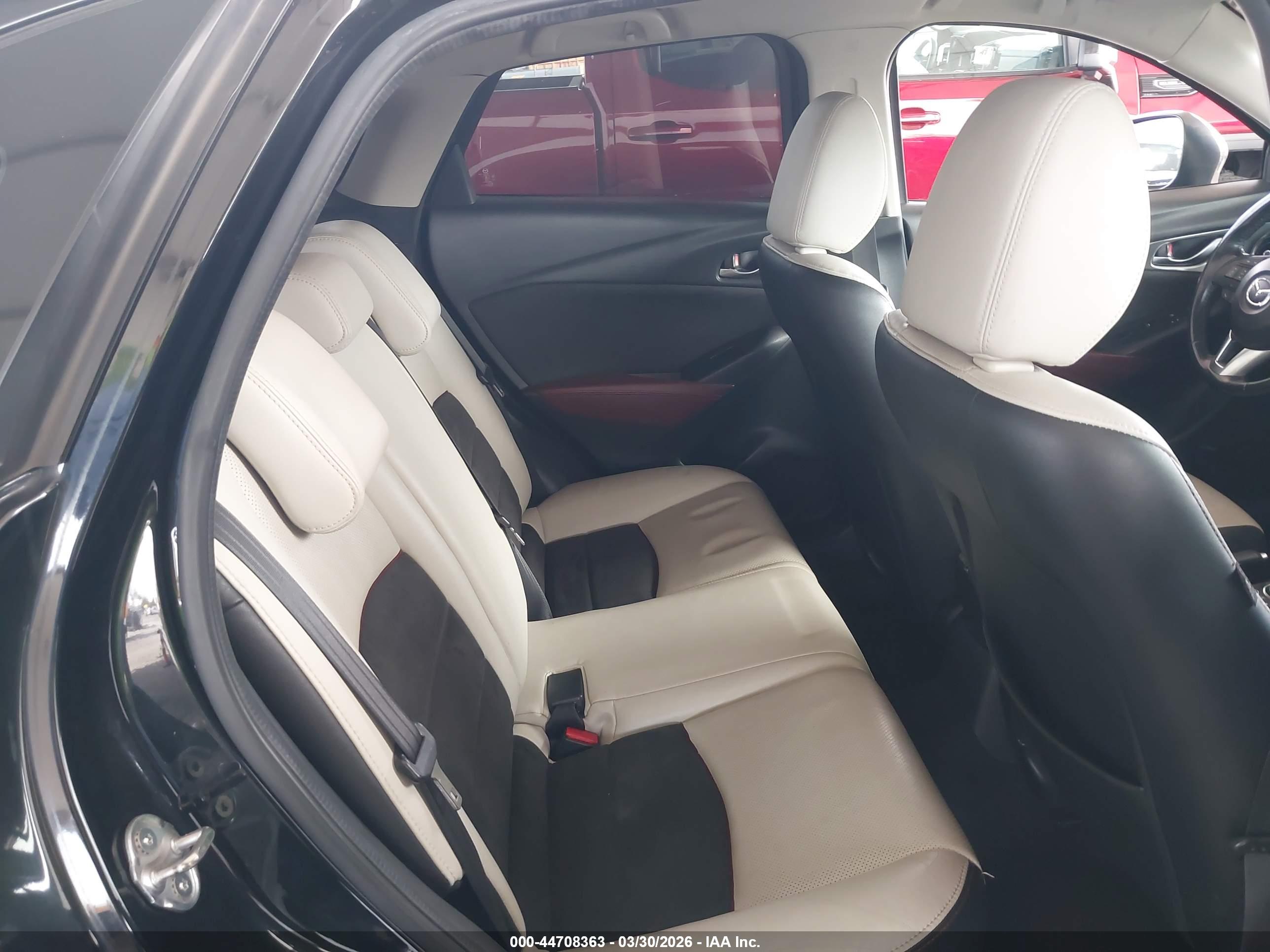 MAZDA CX-3 image 8