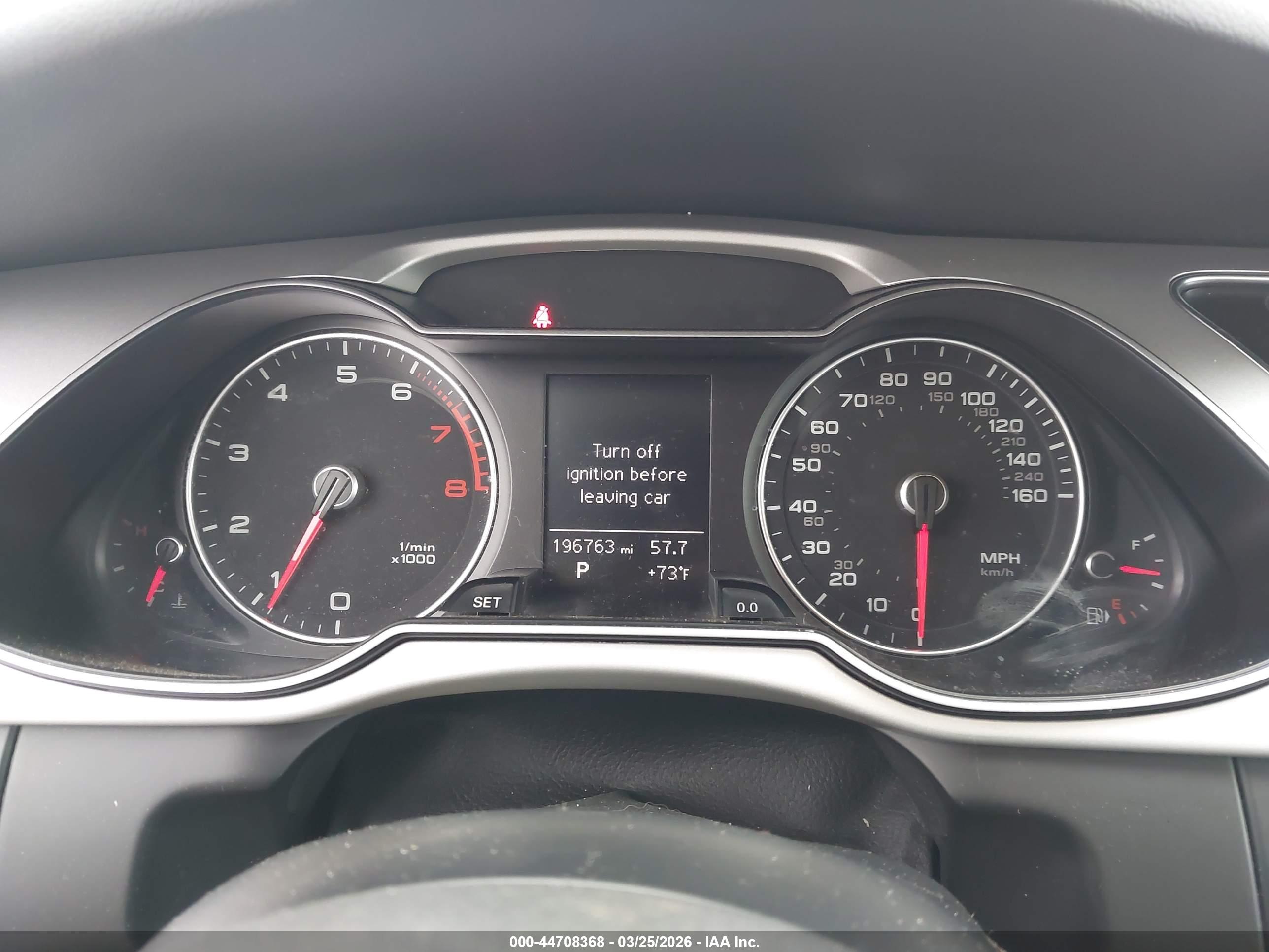 AUDI A4 image 7