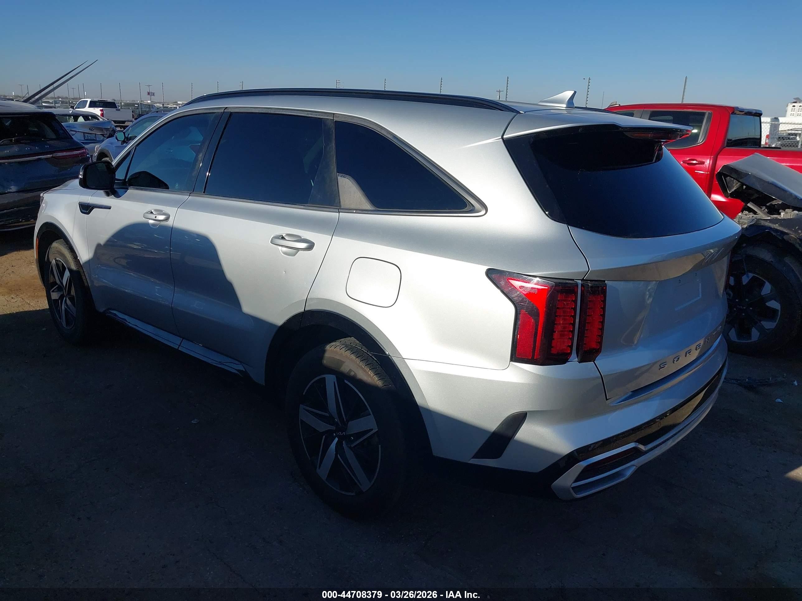 KIA SORENTO image 3