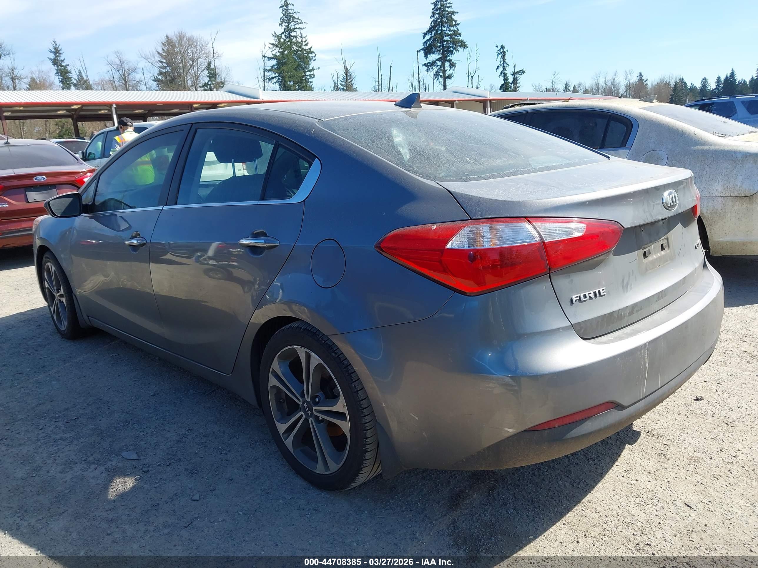 KIA FORTE image 3