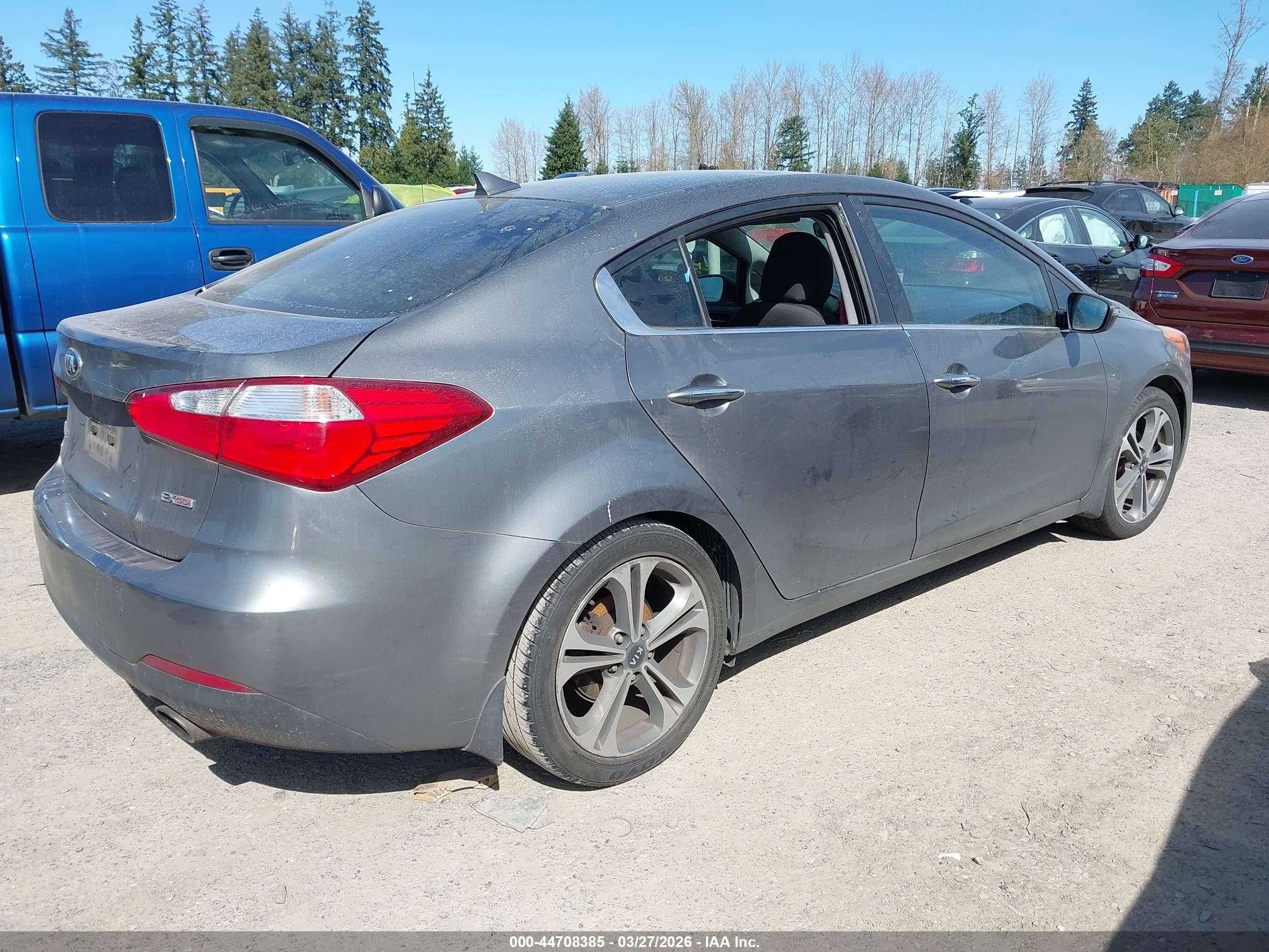 KIA FORTE image 4