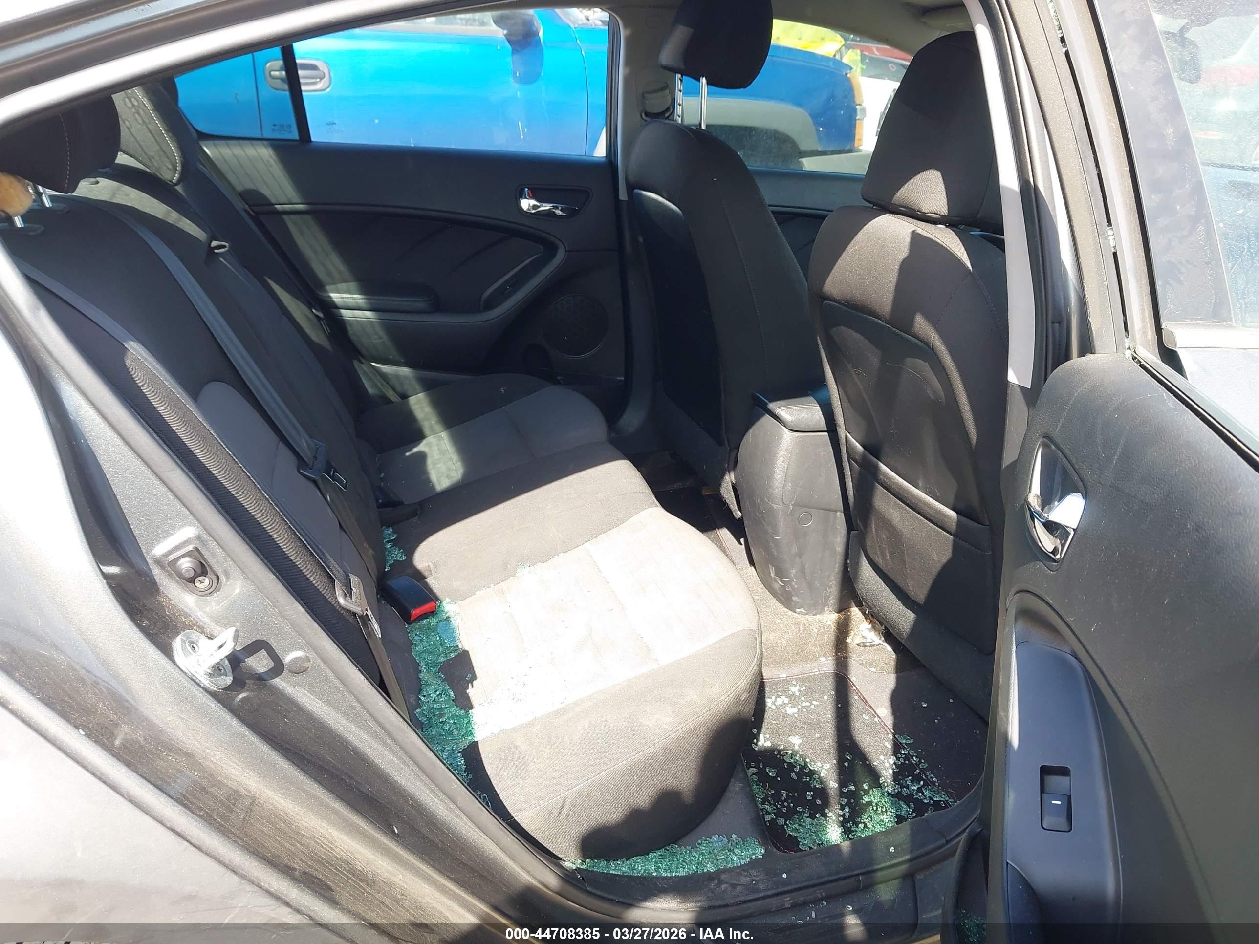 KIA FORTE image 8