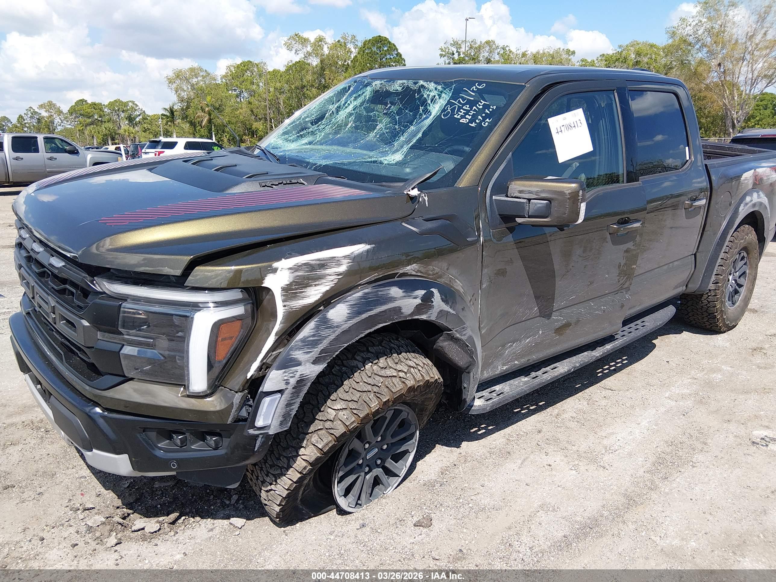 FORD F-150 image 2