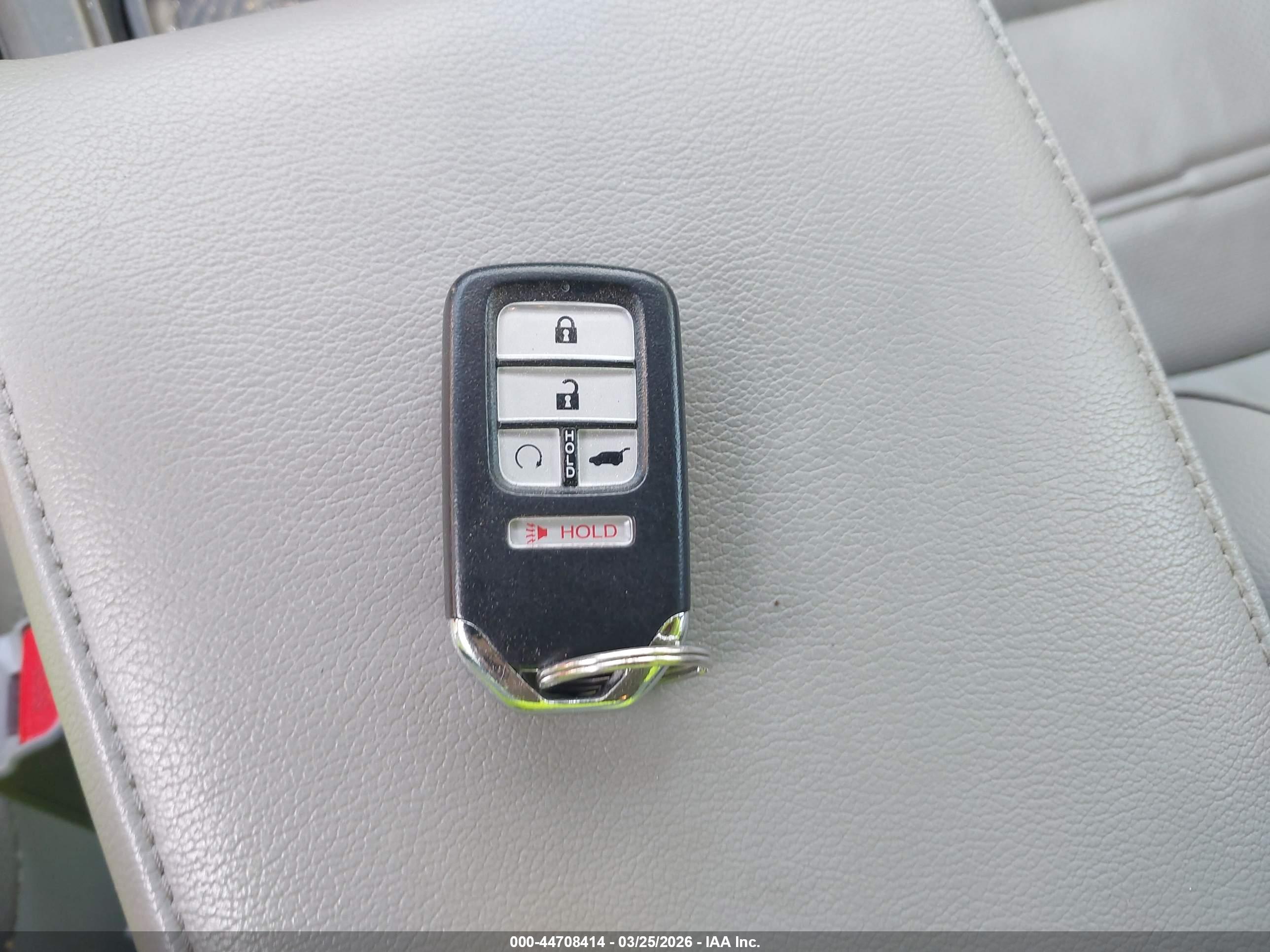 HONDA CR-V image 11