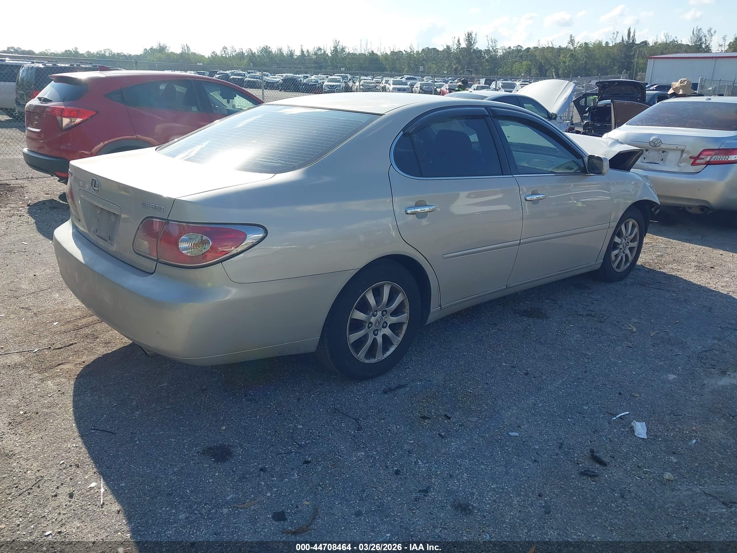 LEXUS ES image 4