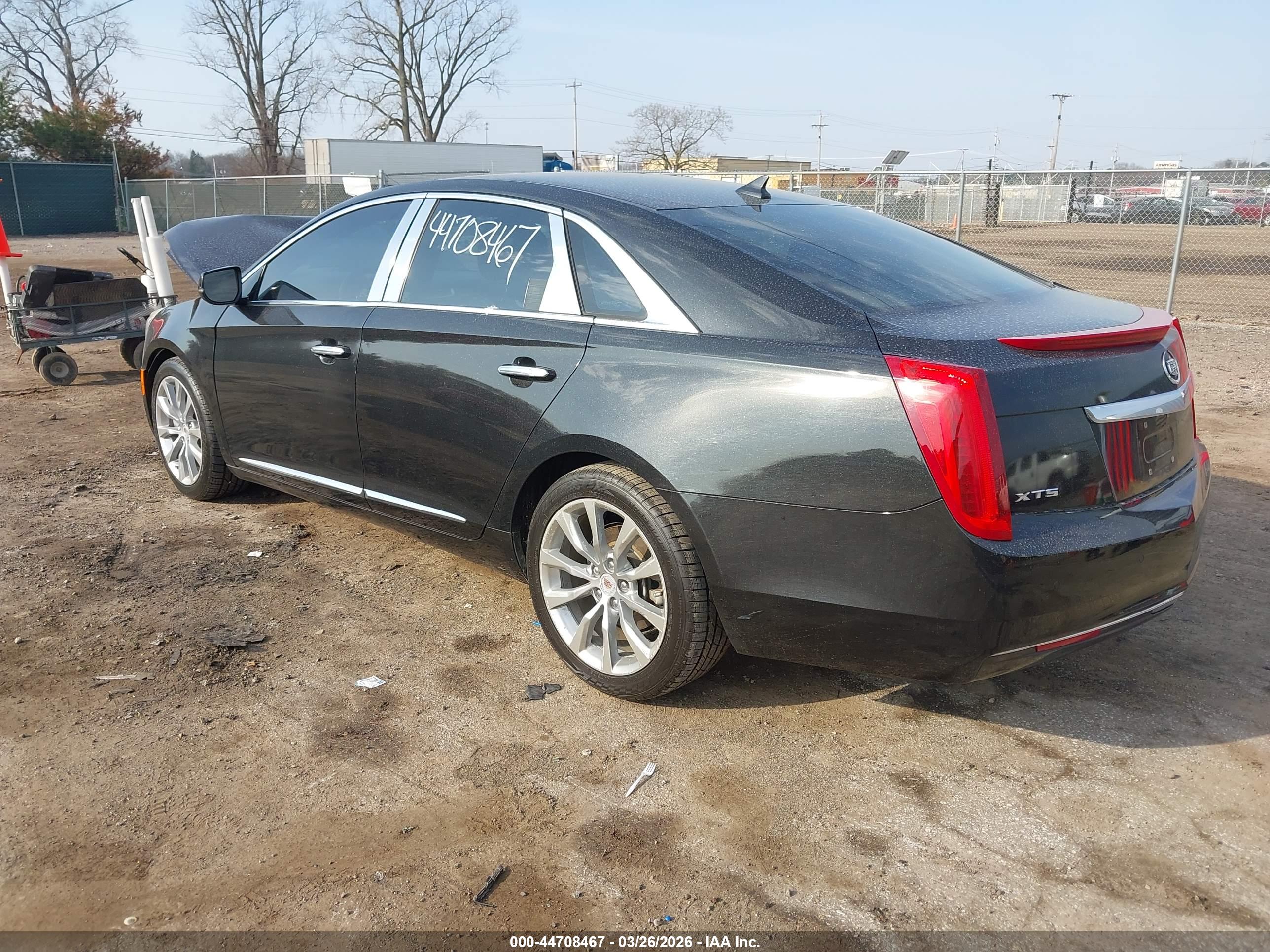 CADILLAC XTS image 3