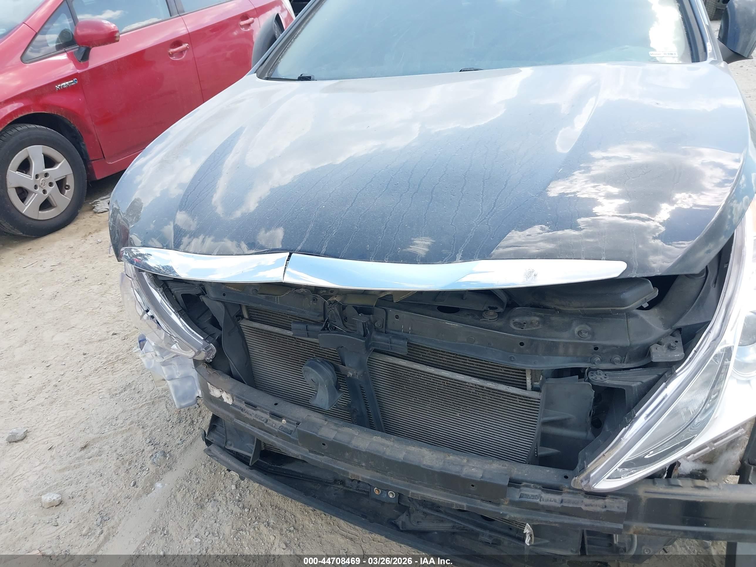 HYUNDAI SONATA image 6
