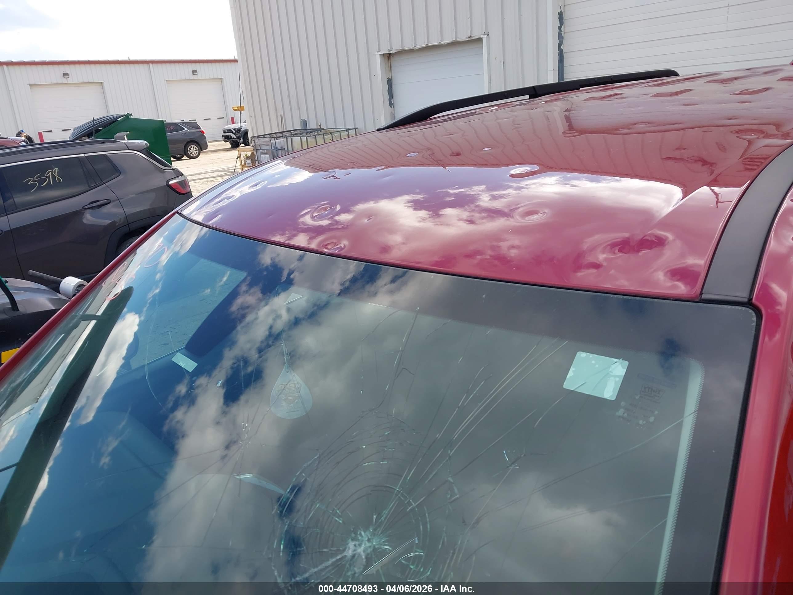 CHEVROLET TRAVERSE image 6