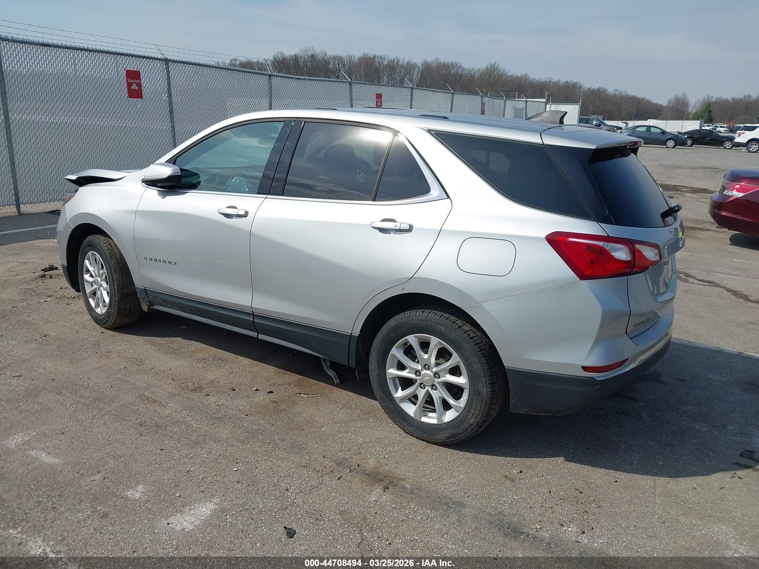 CHEVROLET EQUINOX image 3