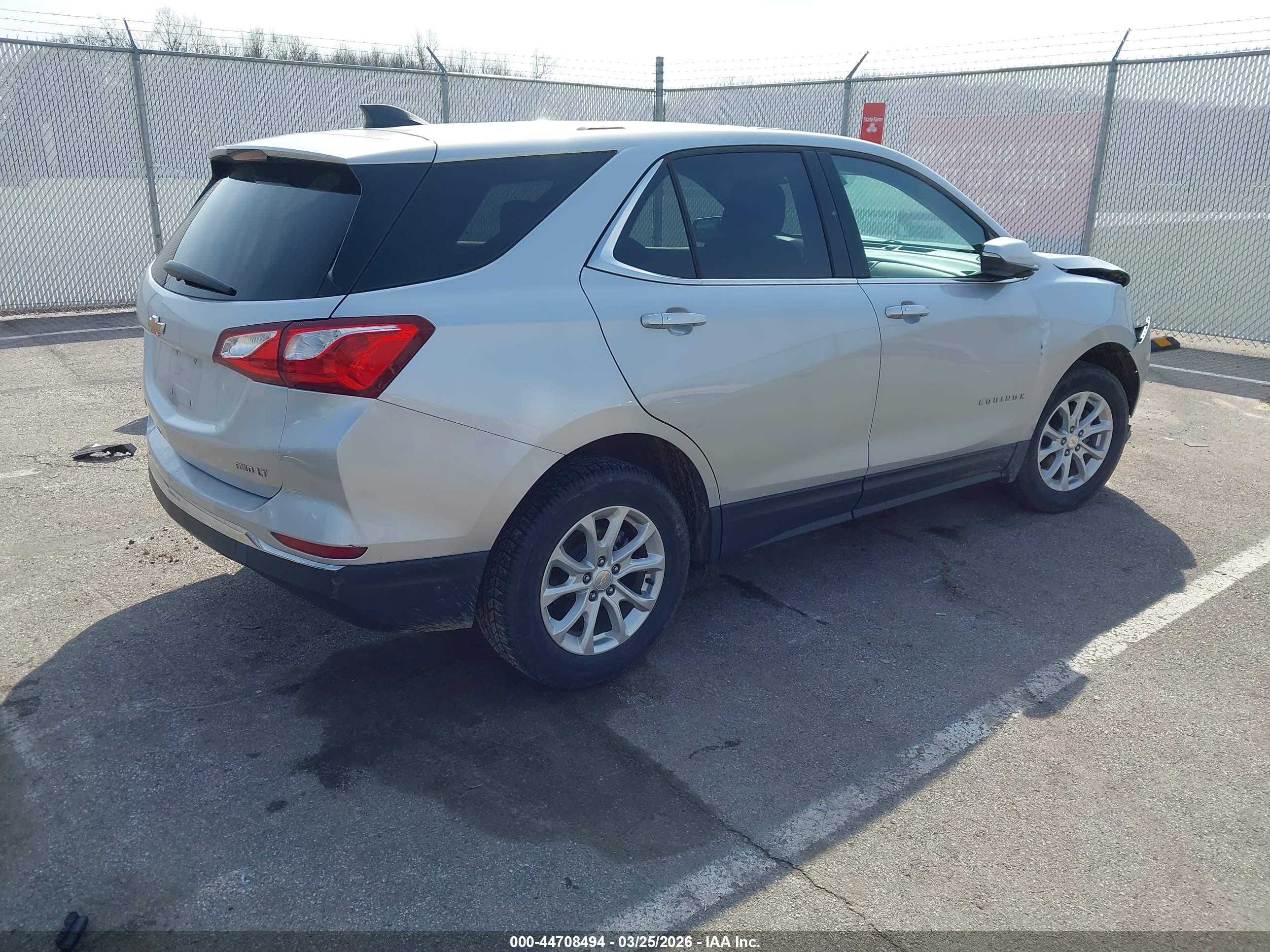 CHEVROLET EQUINOX image 4
