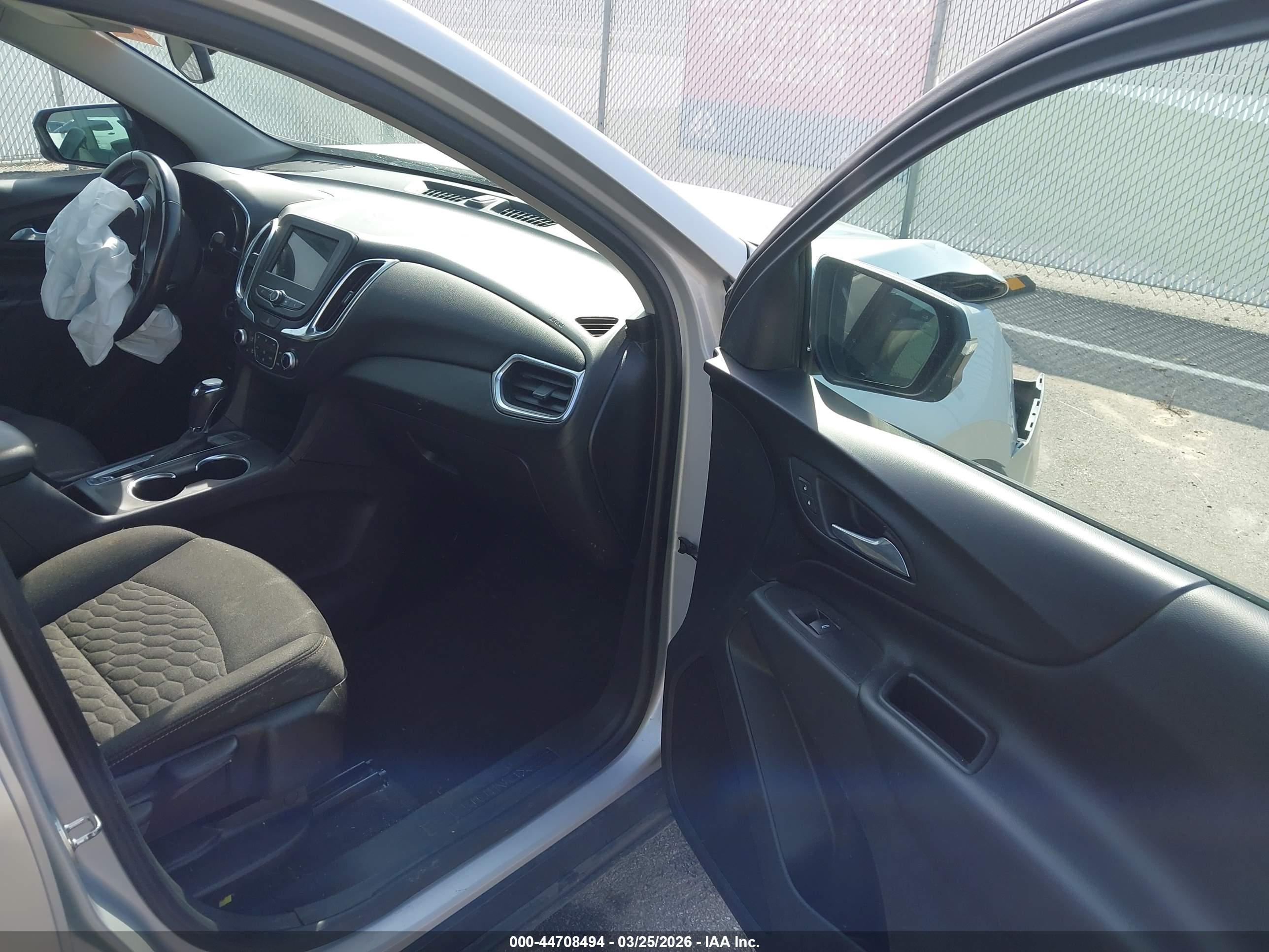 CHEVROLET EQUINOX image 5