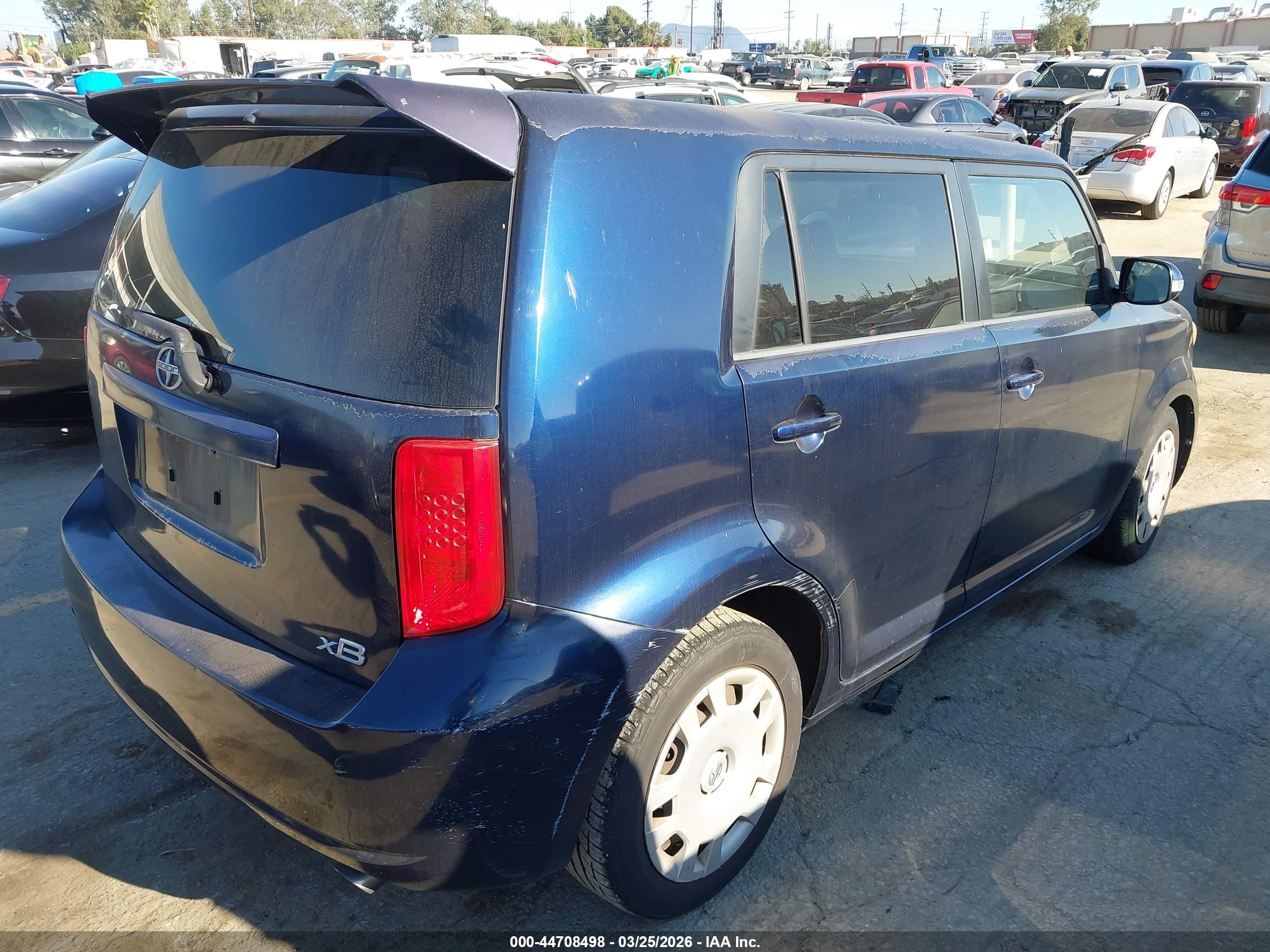 SCION XB image 4