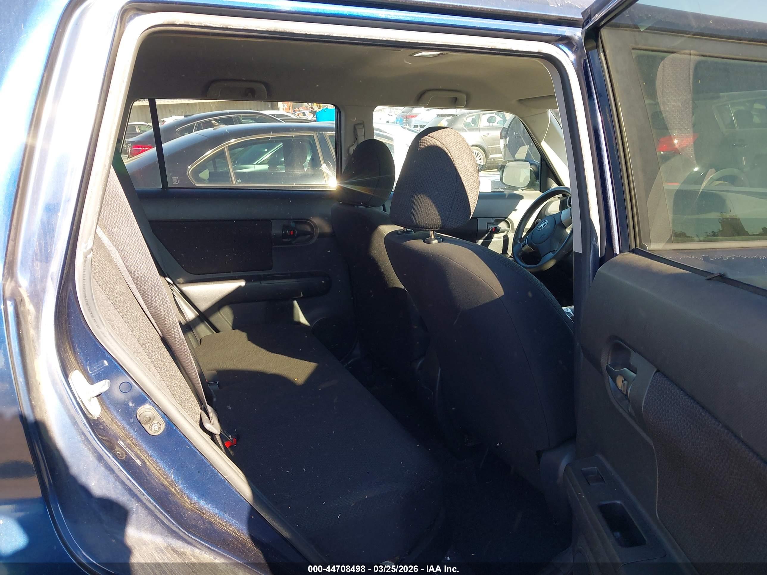 SCION XB image 8