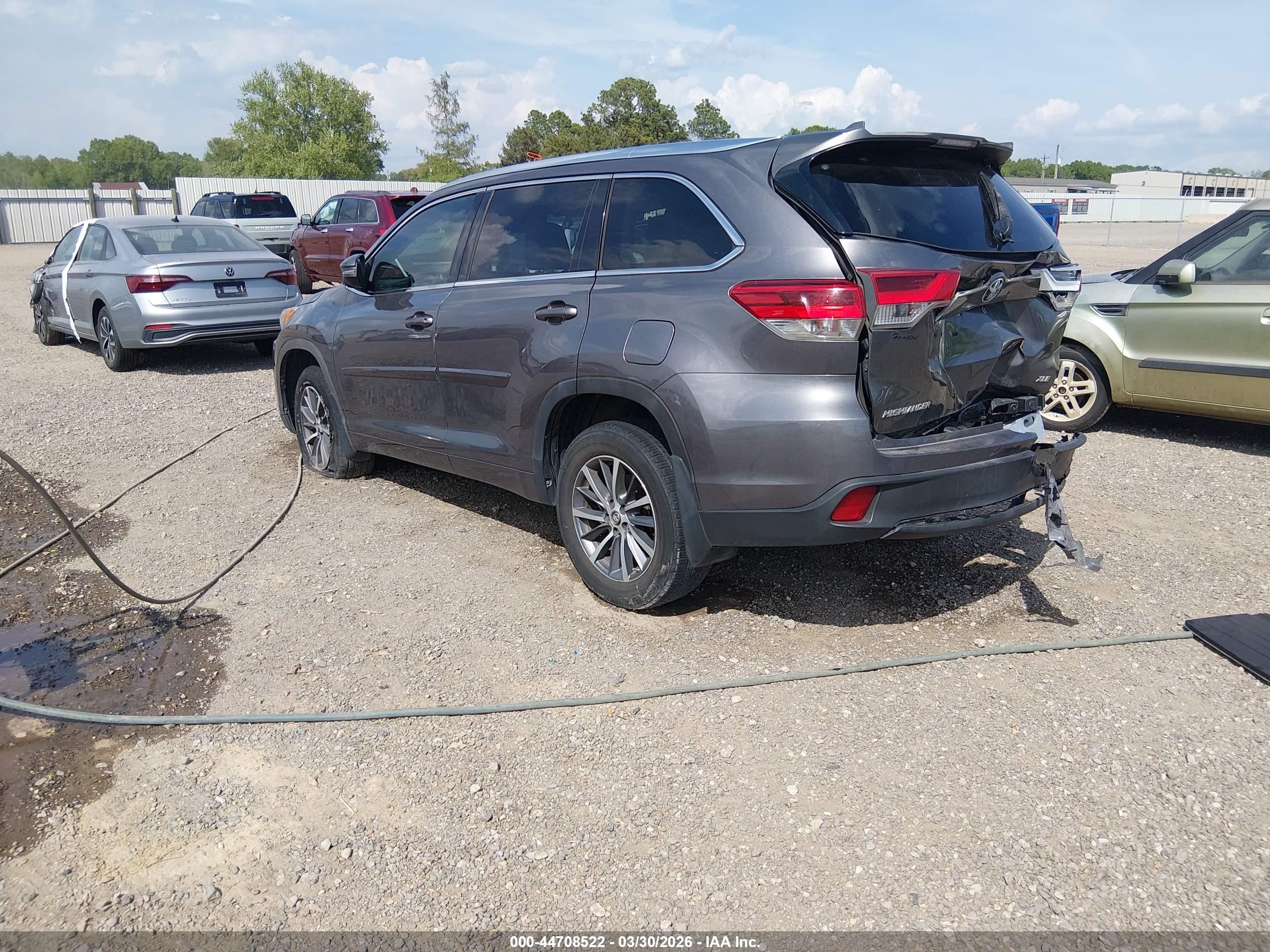 TOYOTA HIGHLANDER image 3