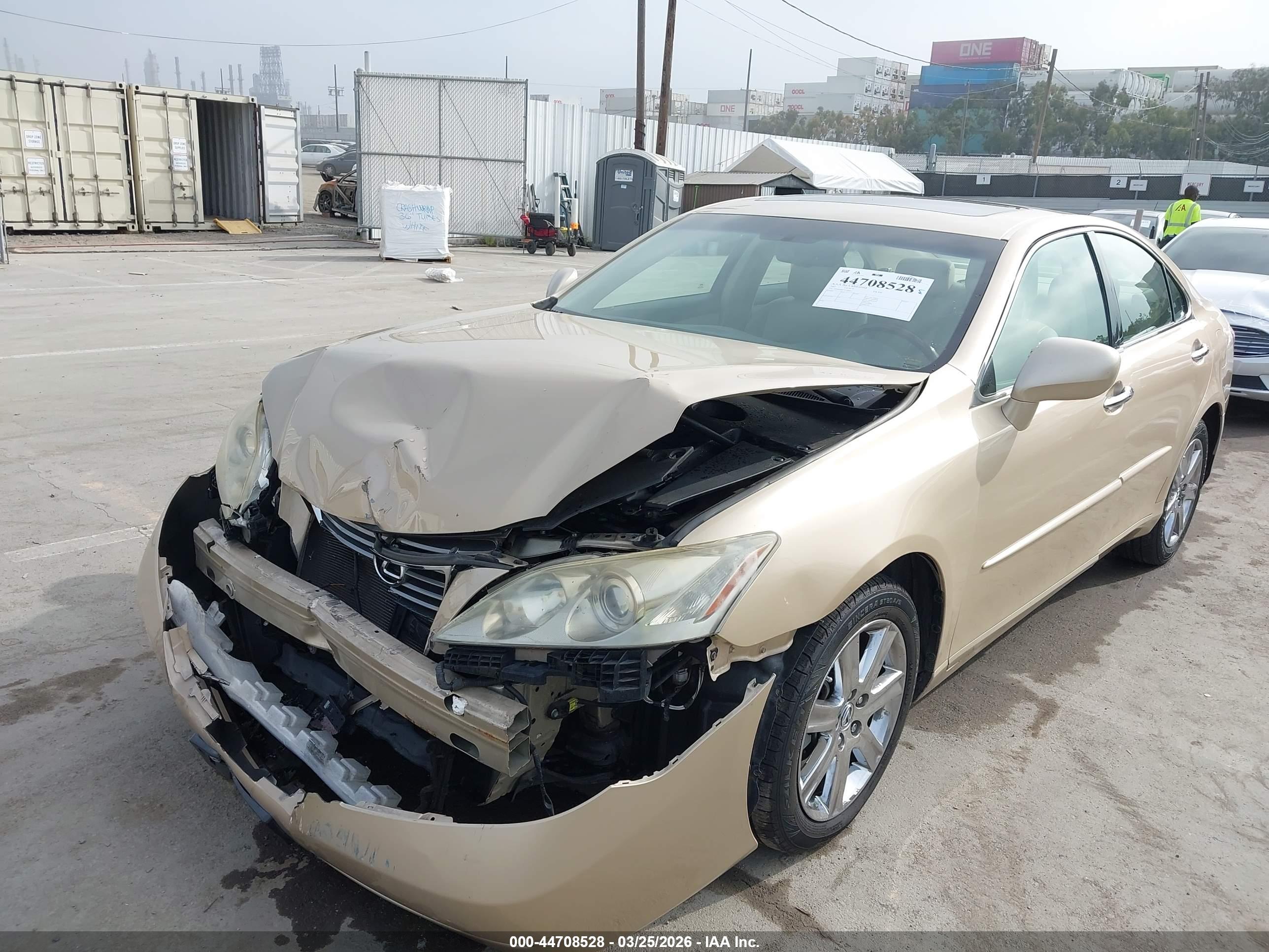 LEXUS ES image 6
