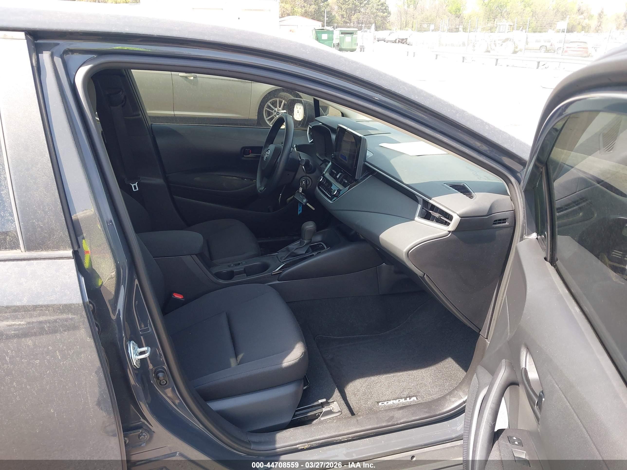 TOYOTA COROLLA image 5