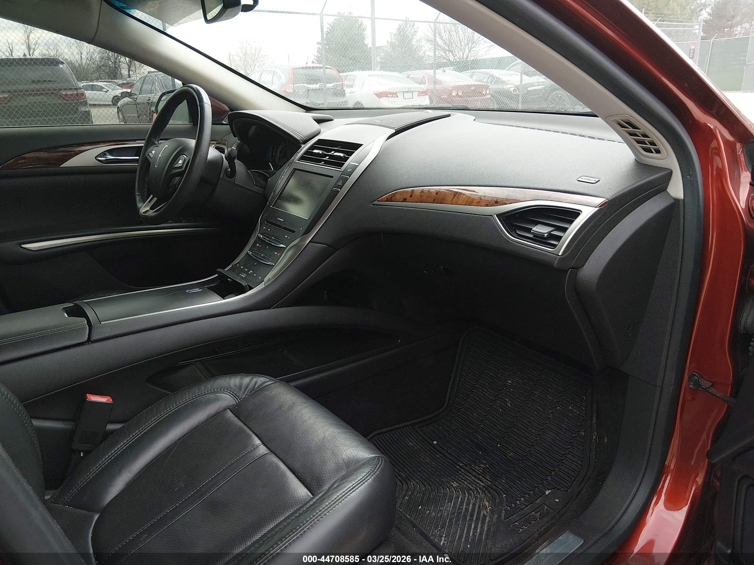 LINCOLN MKZ image 5