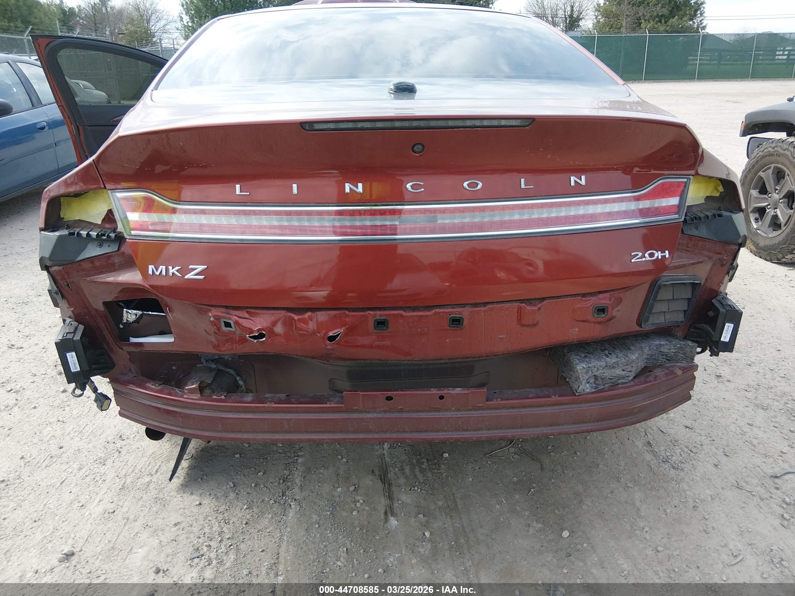 LINCOLN MKZ image 6