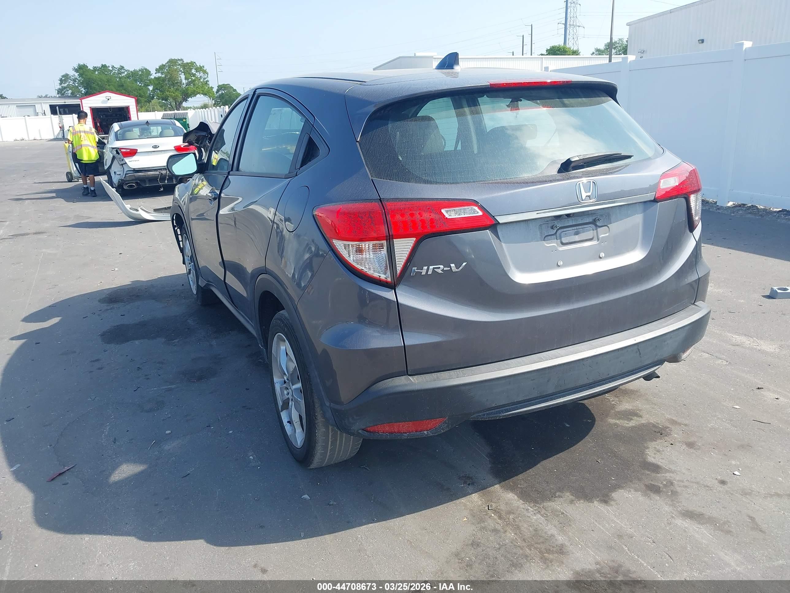 HONDA HR-V image 3