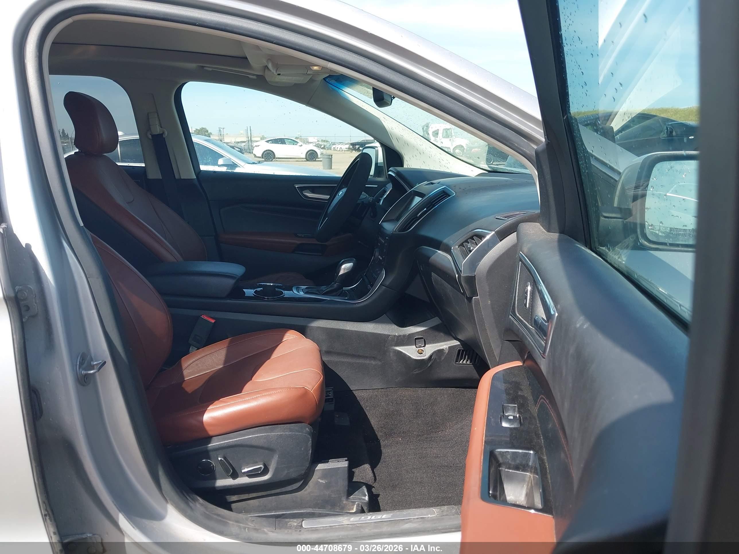 FORD EDGE image 5