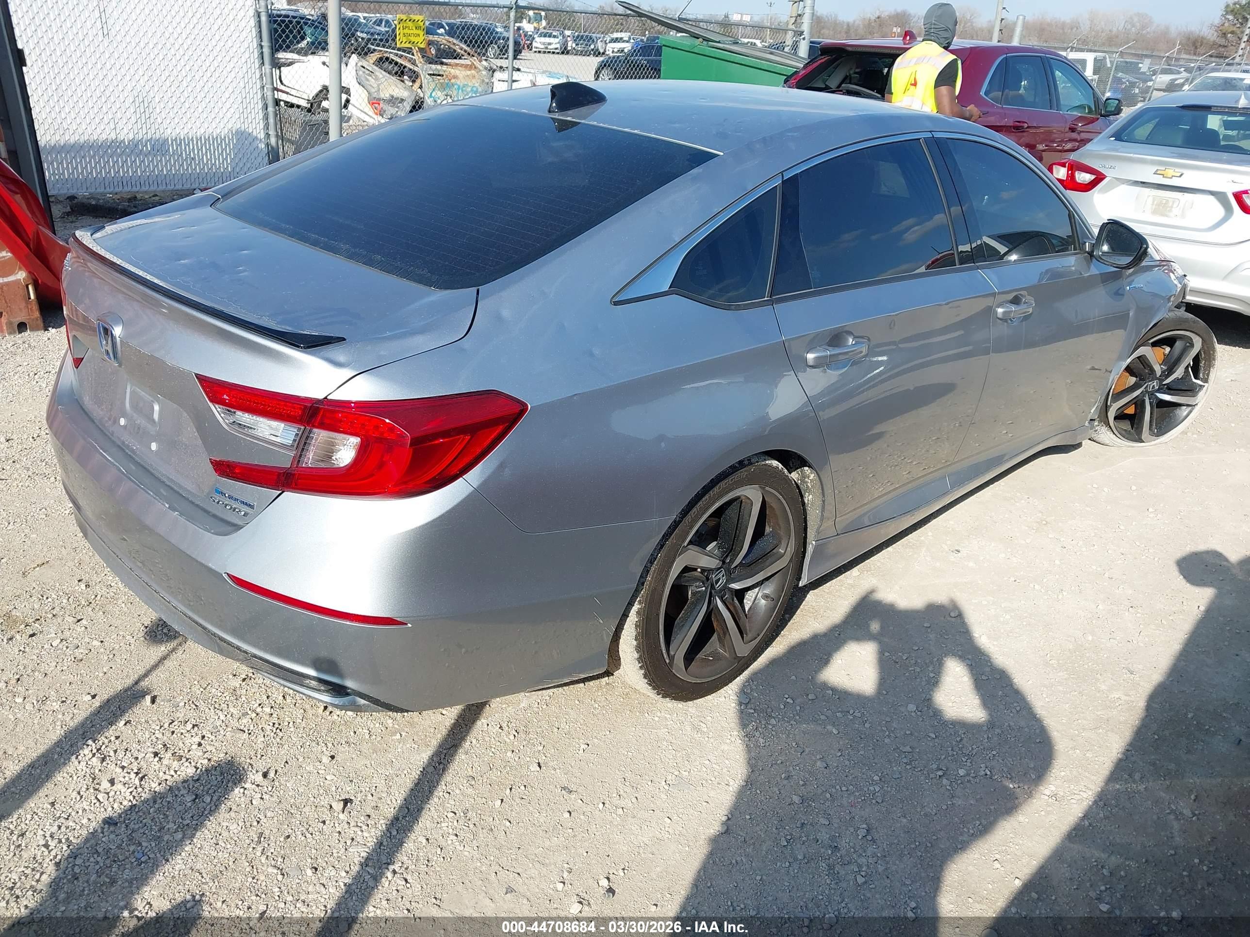HONDA ACCORD image 4