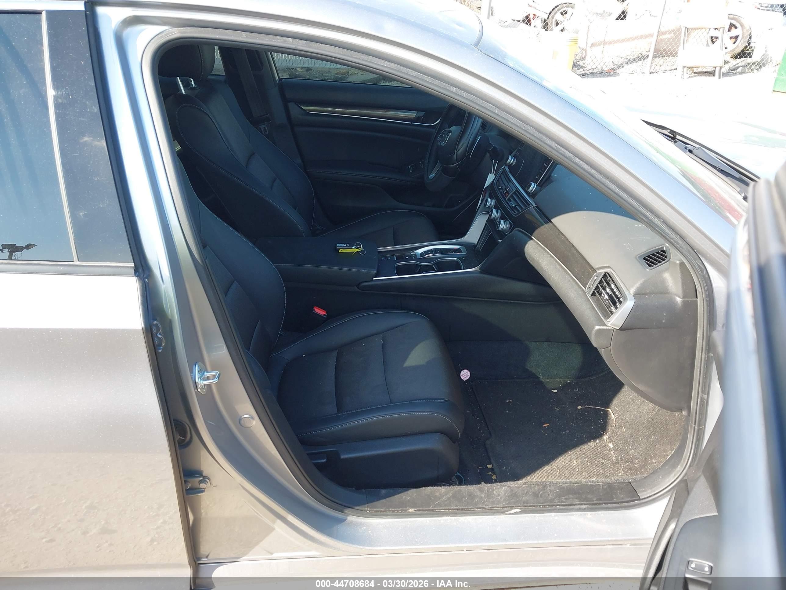 HONDA ACCORD image 5