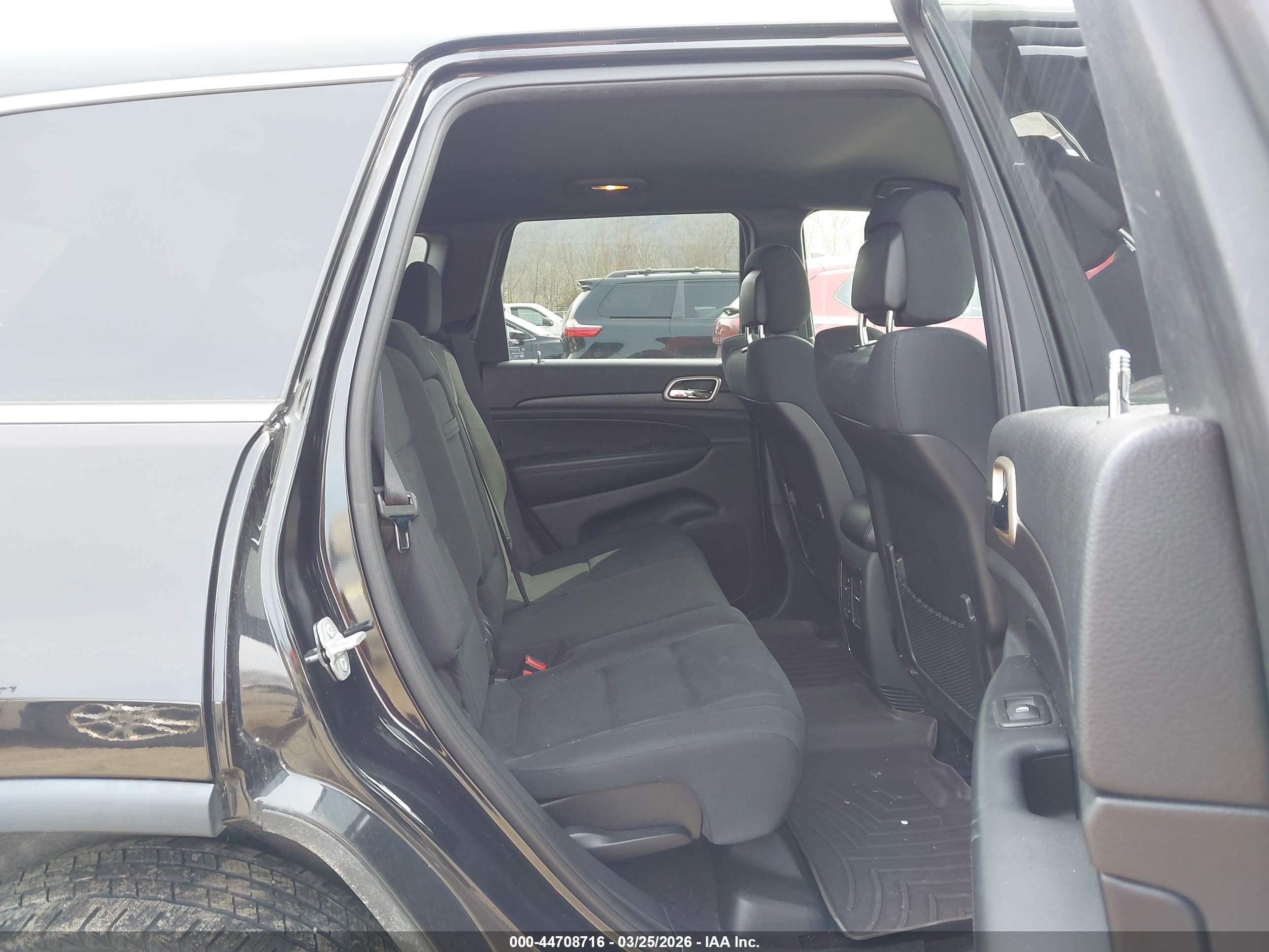 JEEP GRAND image 8