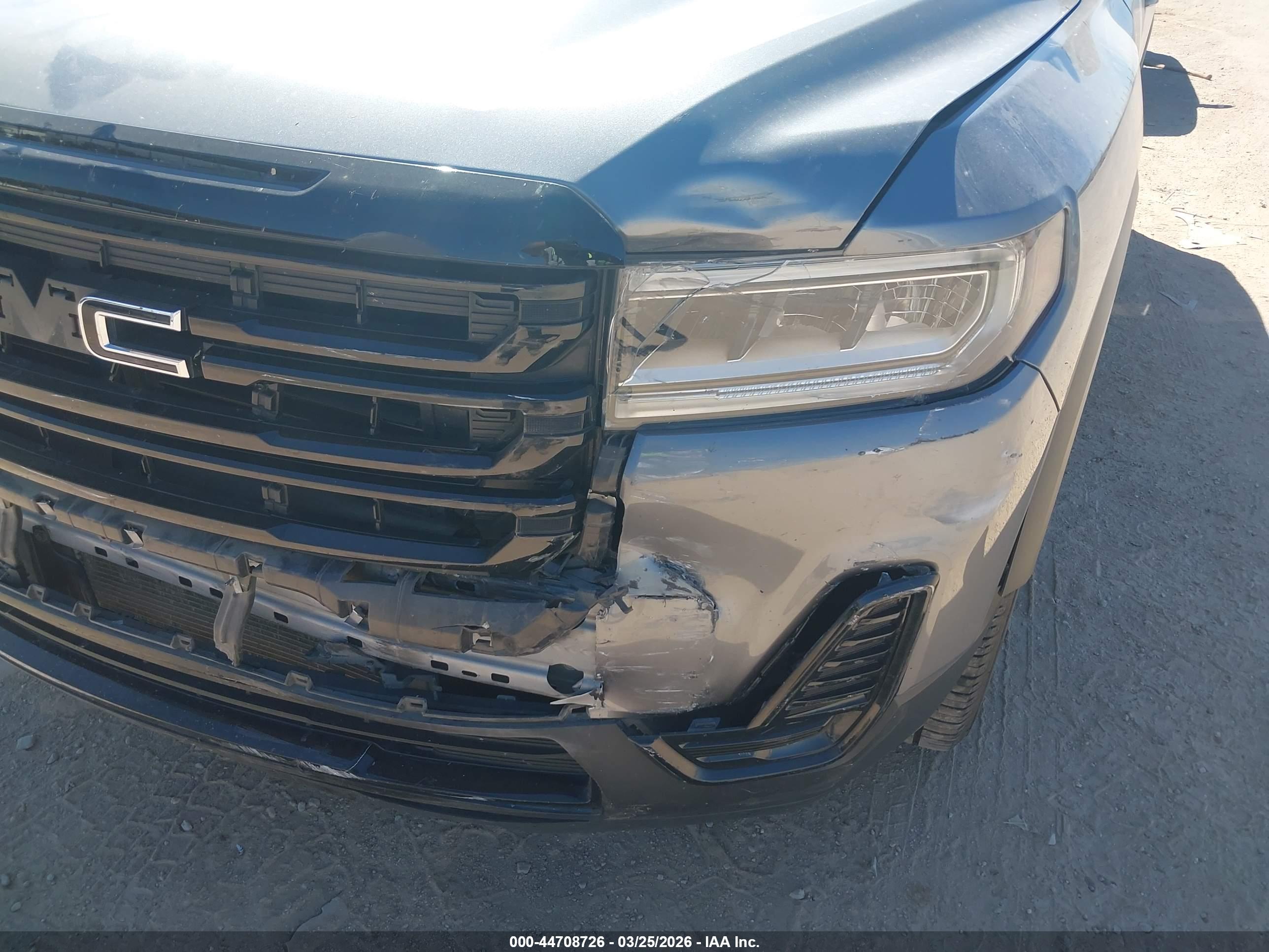 GMC ACADIA image 6
