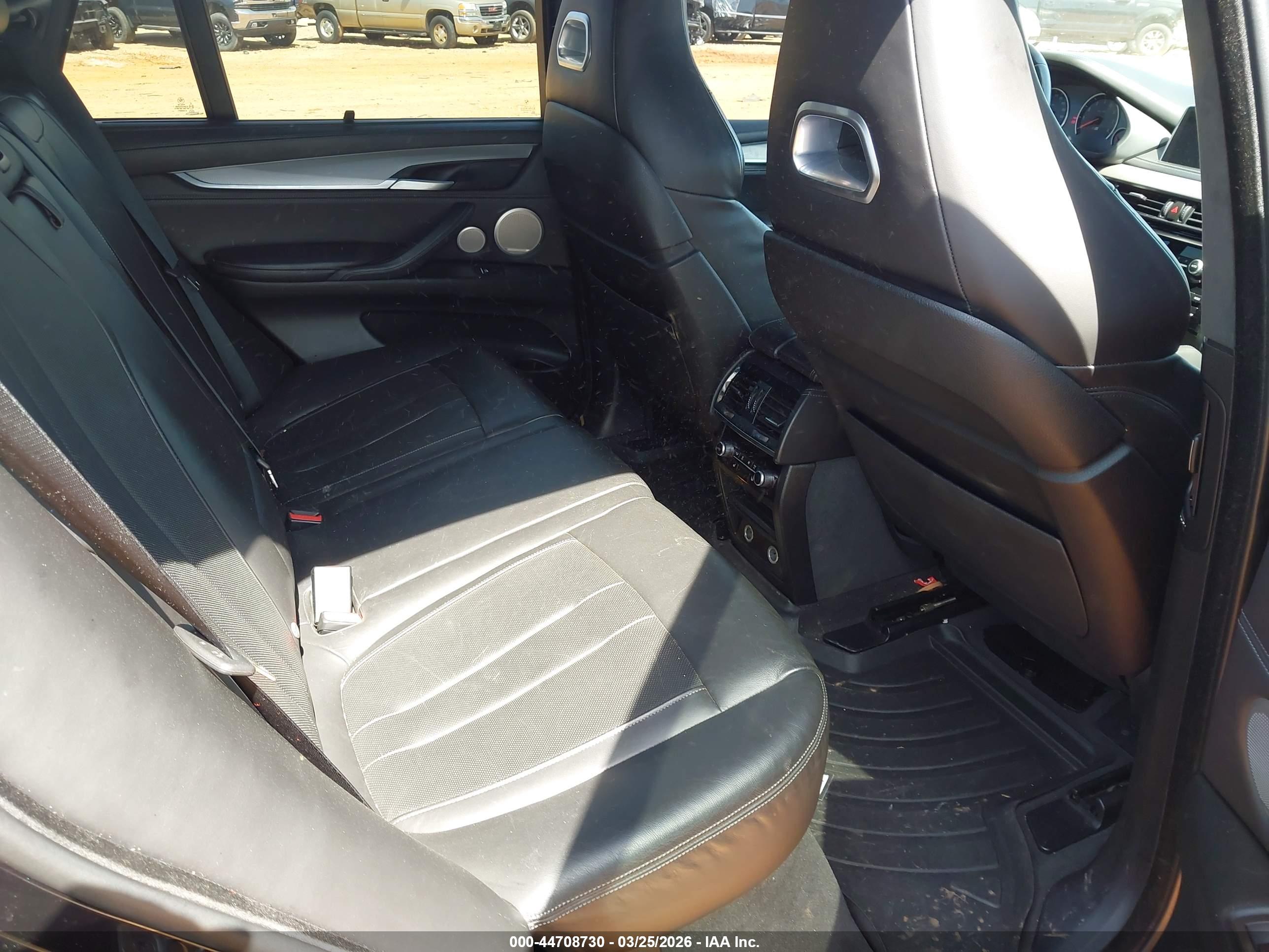BMW X5 image 8